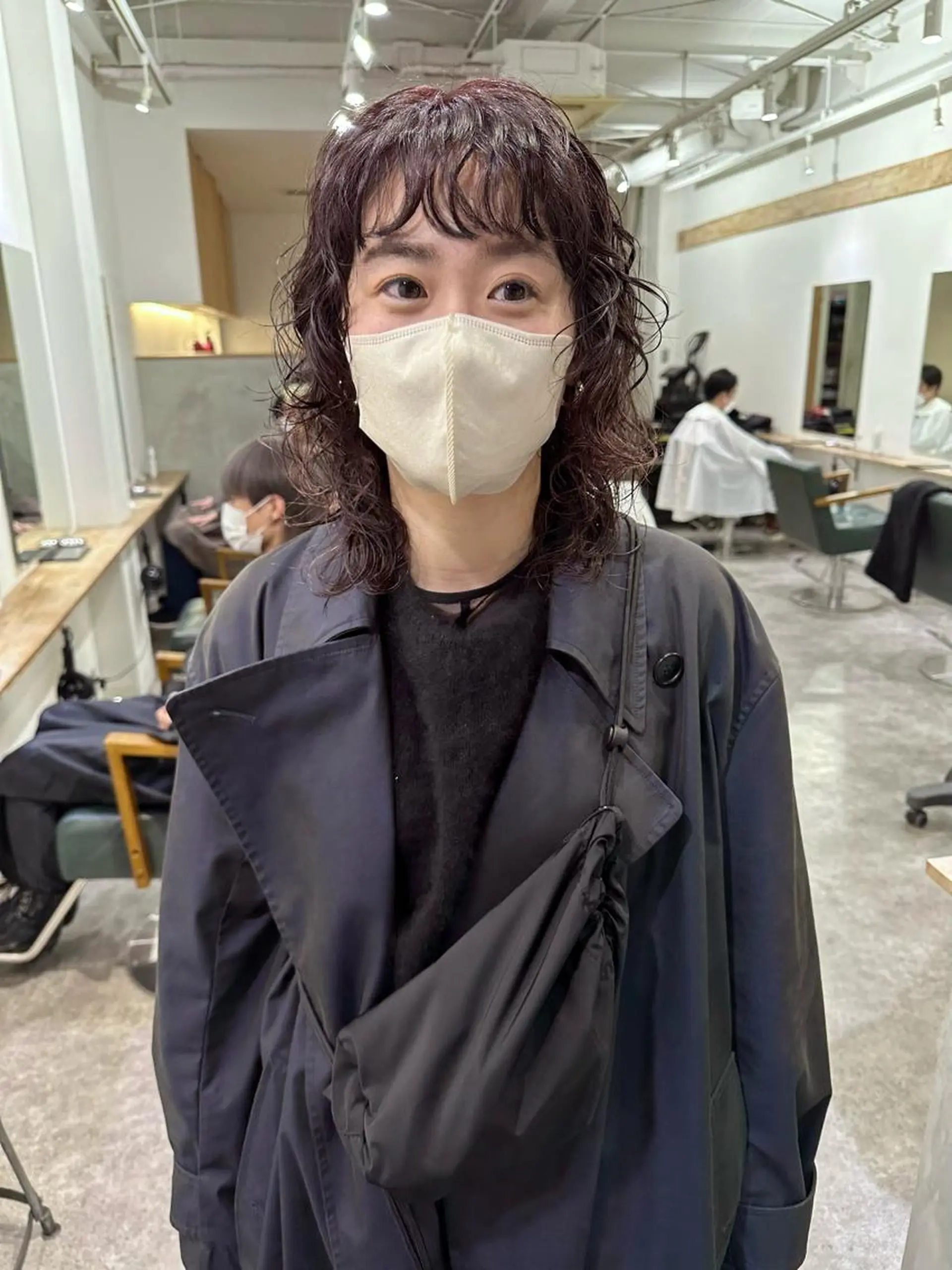 ミディアム カラー パーマ ミディアムパーマ ウルフカット カット ヘアカラー パーマ トリートメント パーマ/透明感カラー /ボブ/吉田一生のヘアスタイル