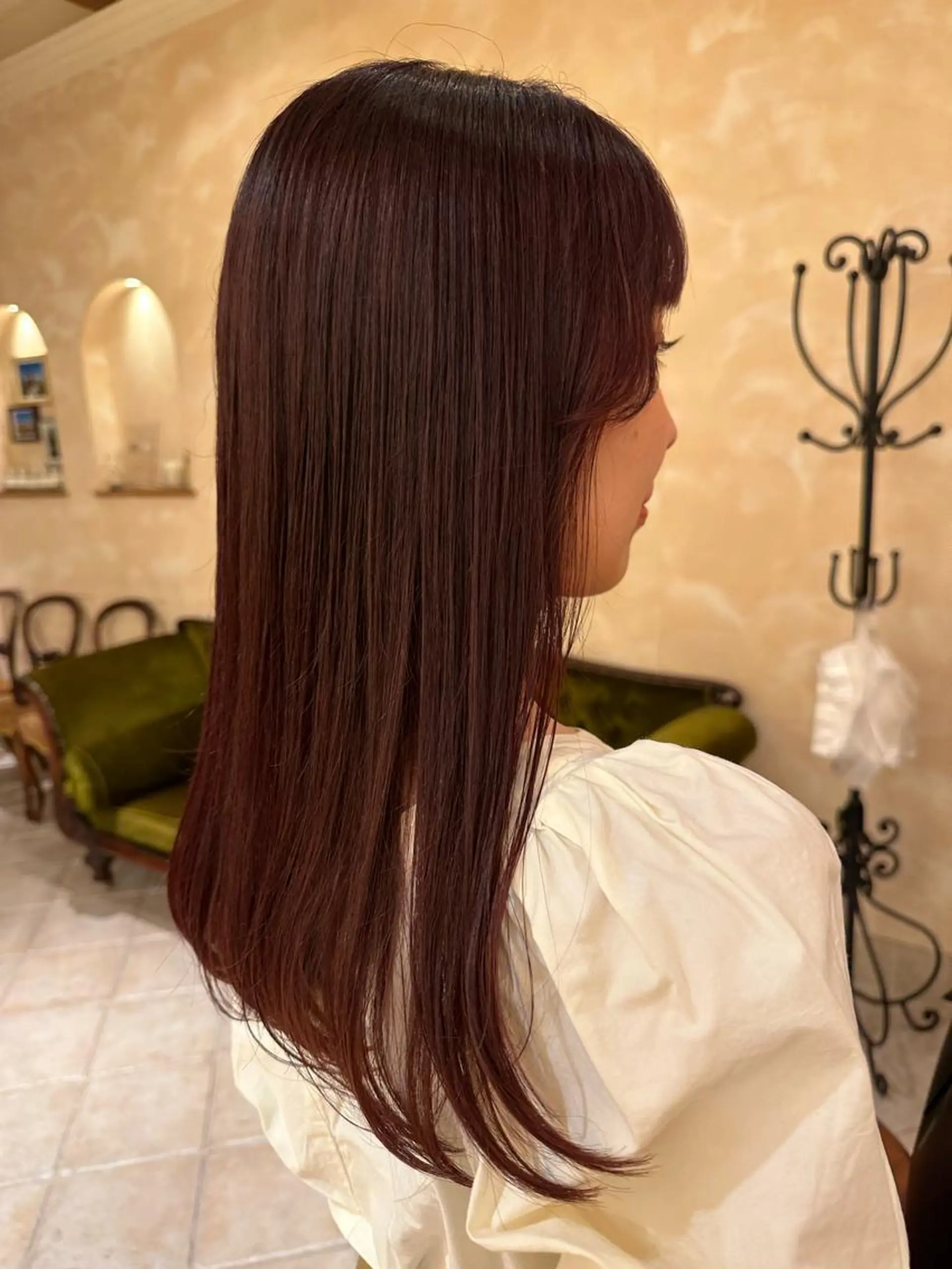 ロング カラー 小林 瑚白のヘアスタイル