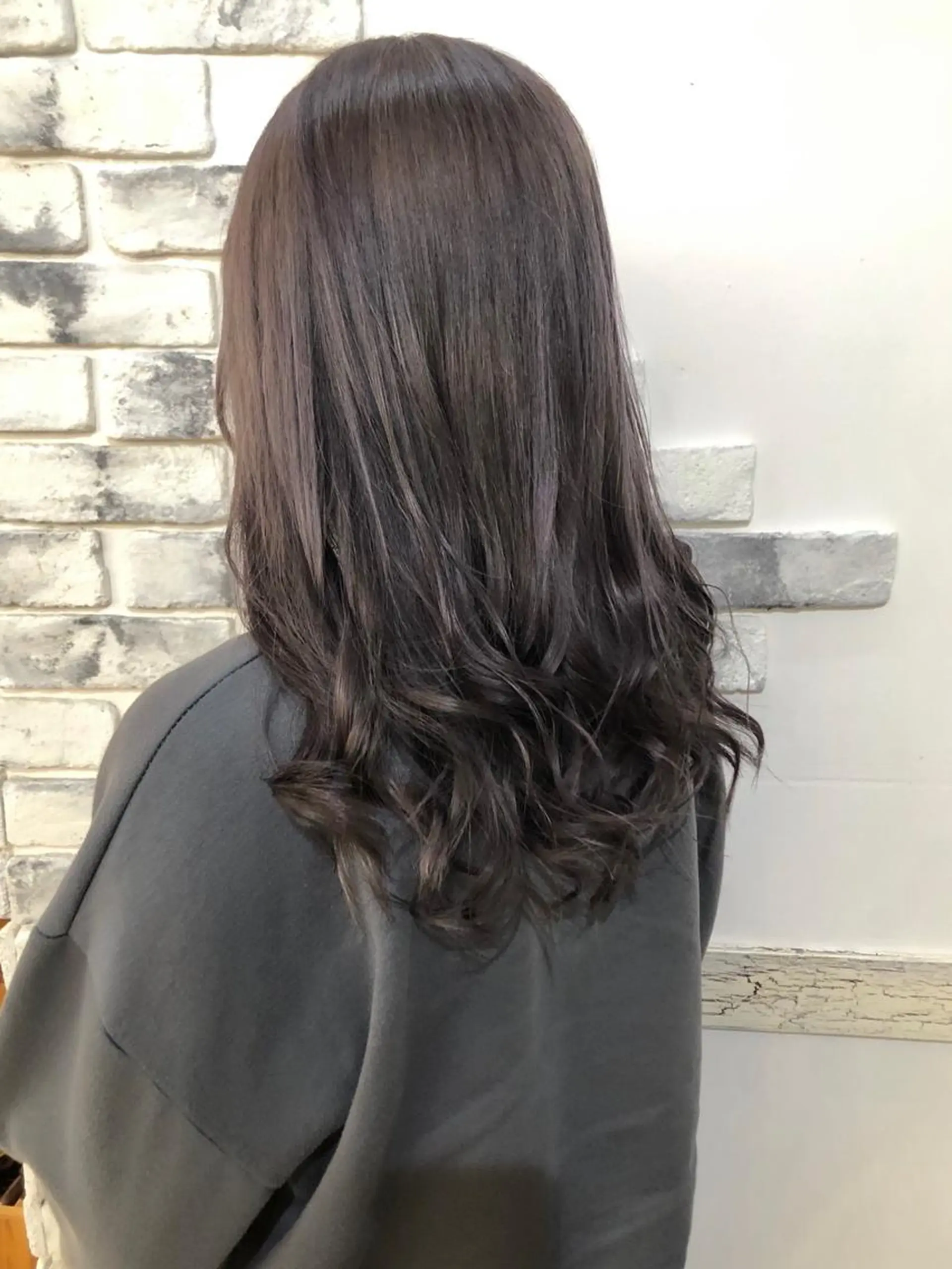 カラー グレージュ ラベンダーカラー ラベンダーグレージュ ラベンダーグレー ヘアカラー 後藤 陽花子のヘアスタイル