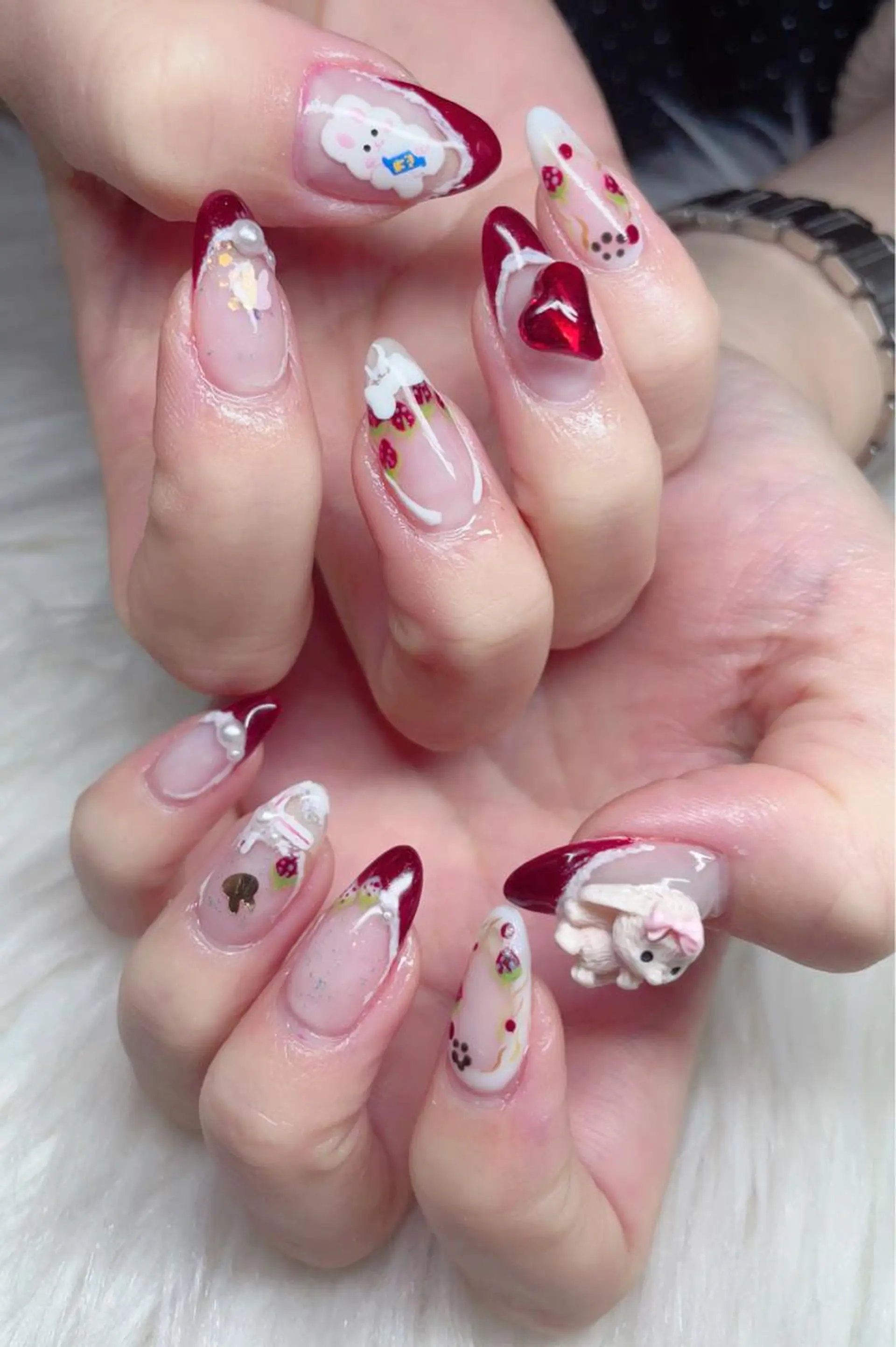 ネイル AngelChris ビューティーサロンのネイルデザイン