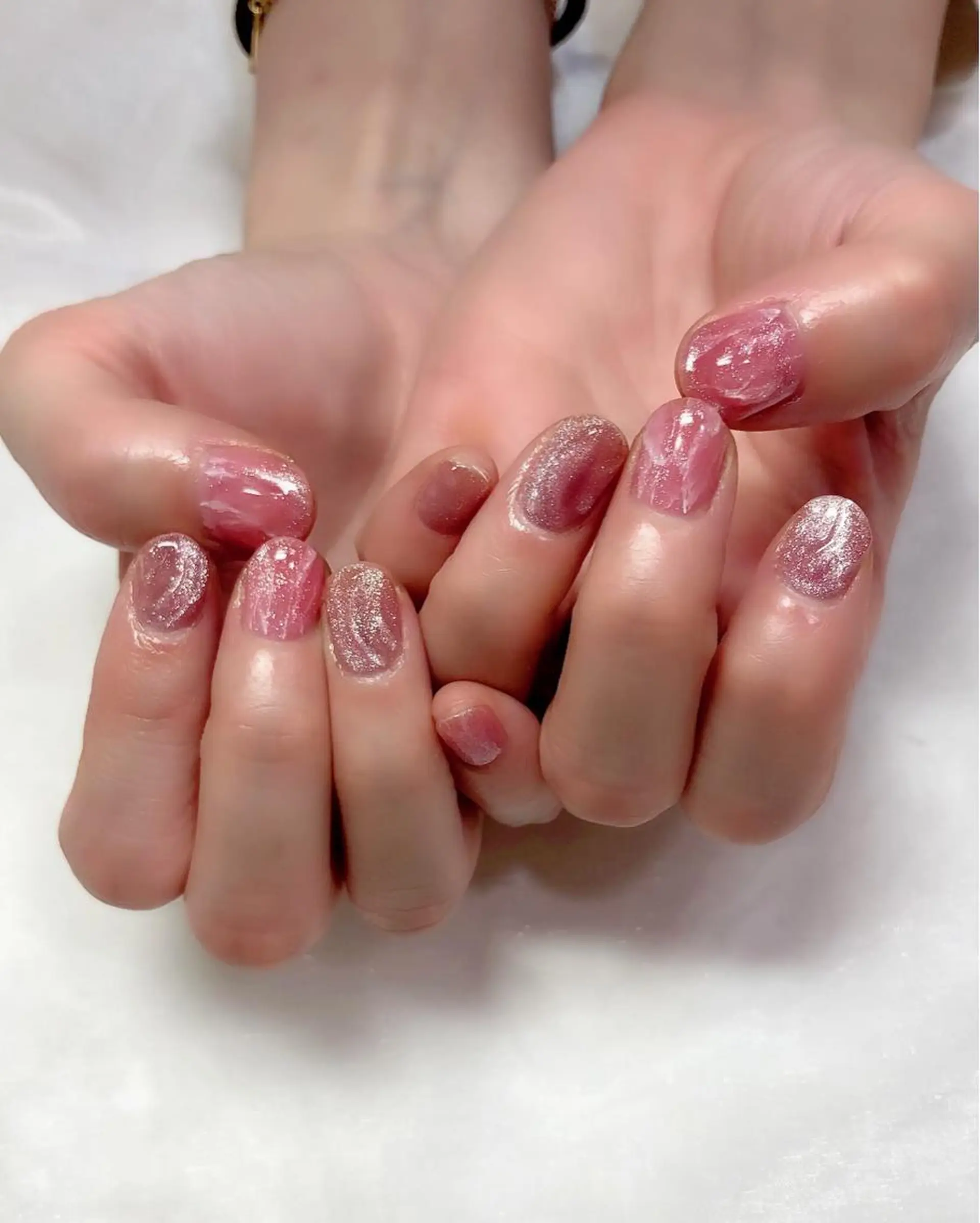 ネイル マグネットネイル ニュアンスネイル 梅津 郁美のネイルデザイン