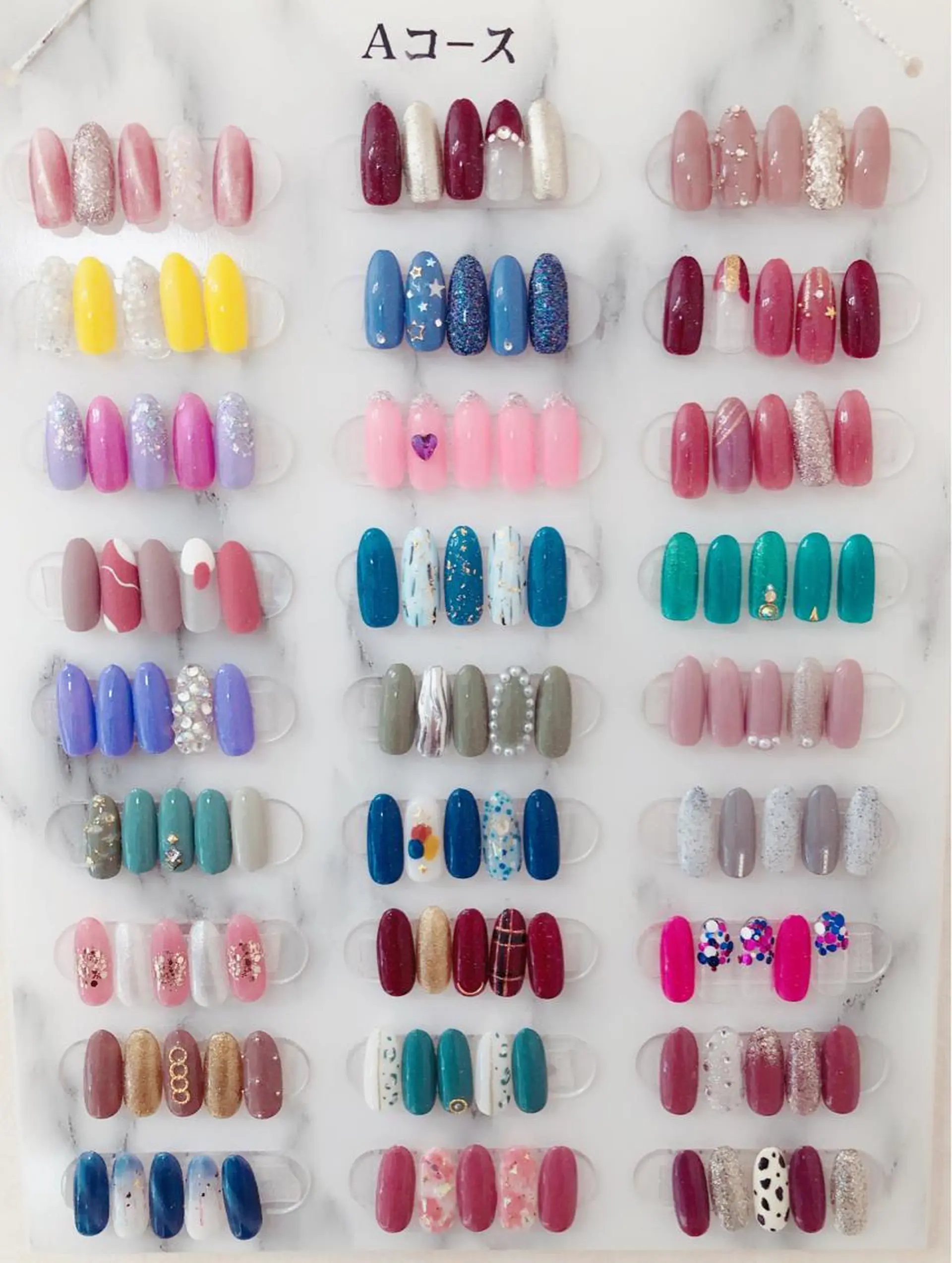 ネイル ハンドネイル マジックミラー所属・マジック ミラーのネイルデザイン