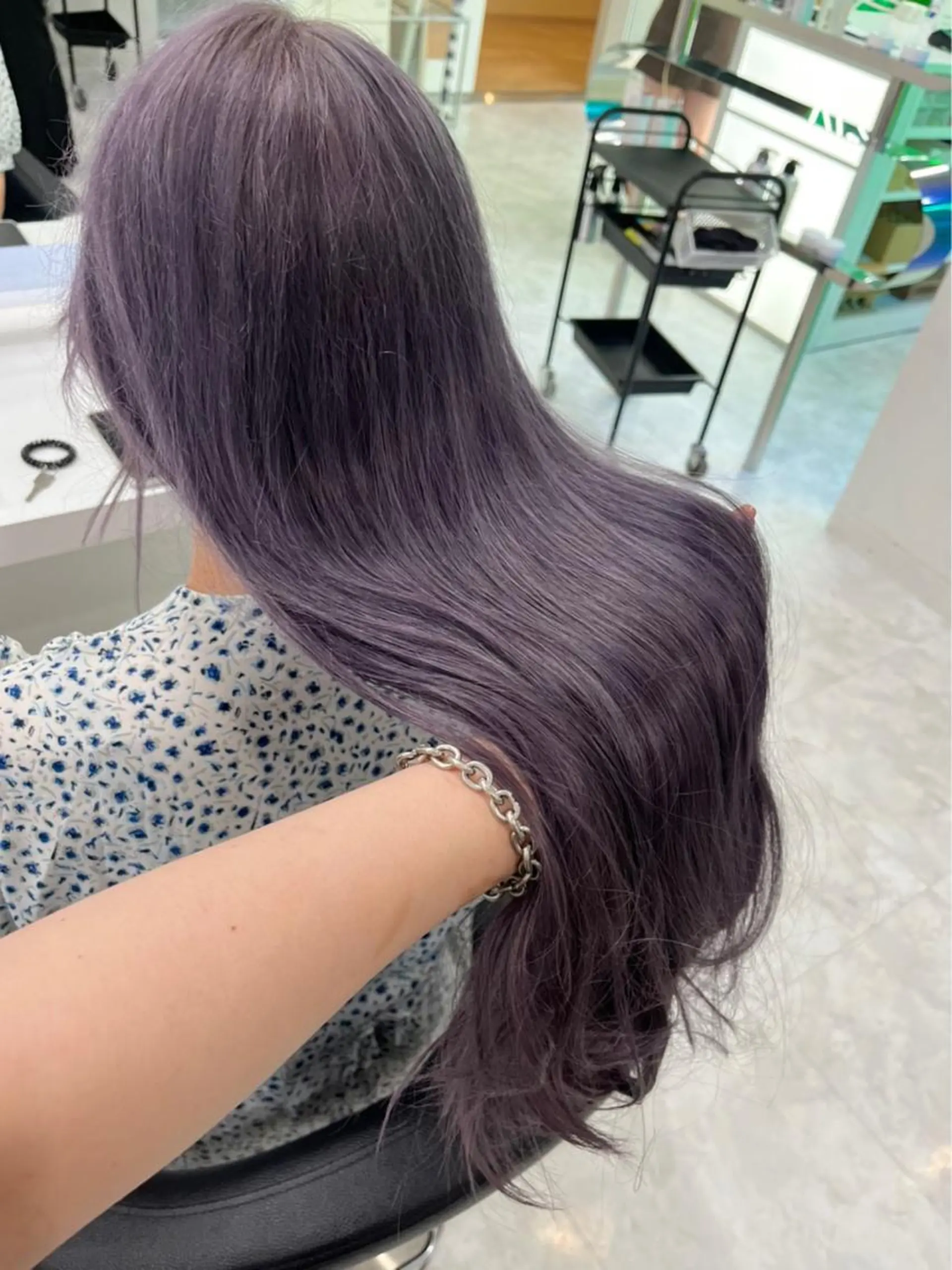 セミロング カラー パープルカラー junna‎🤍調布 まつ毛/眉 激安のマツエク・マツパデザイン