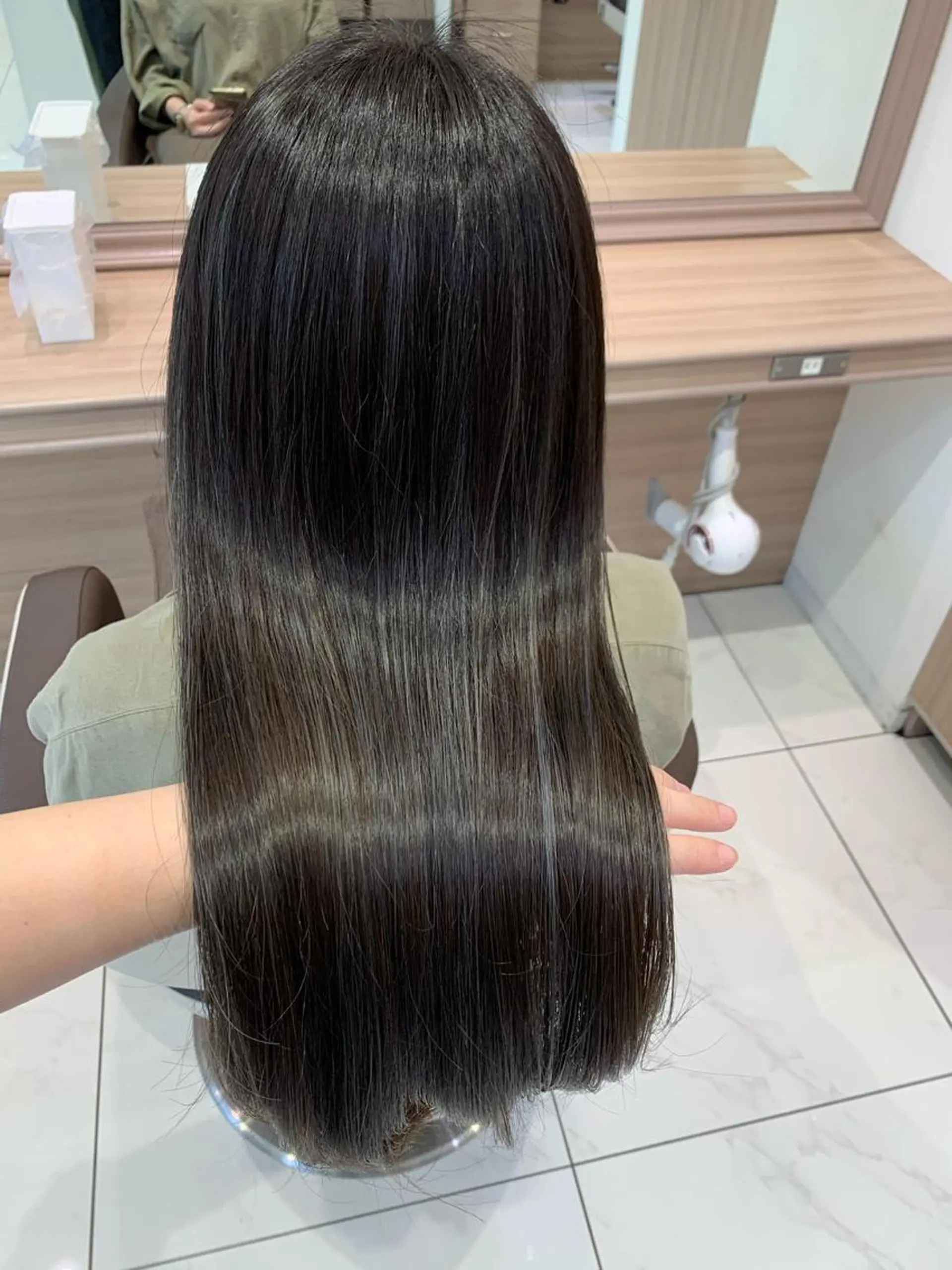 ロング ヘアカラー 縮毛矯正 トリートメント 上尾/ママ美容師🫧 𝐌𝐞𝐢のヘアスタイル