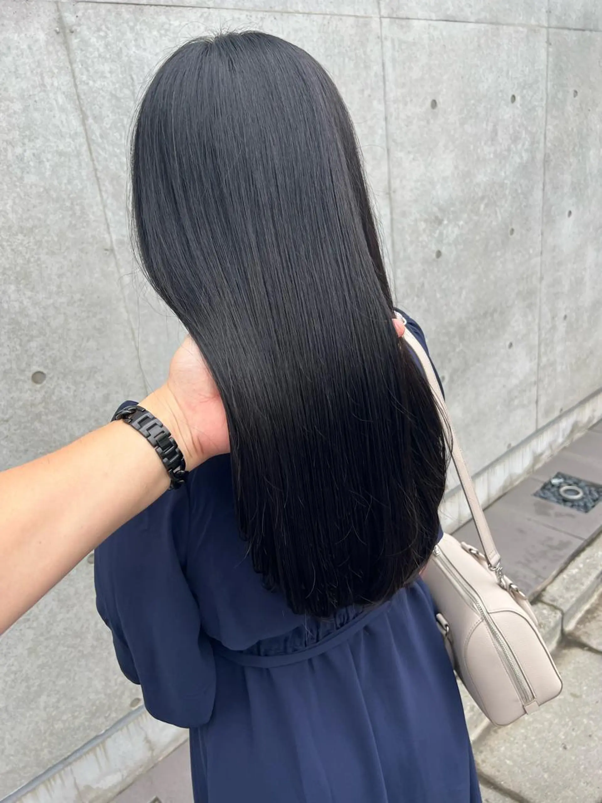 ロング レイヤーカット カット 誰よりも丁寧なカット 🍀小林輝のヘアスタイル