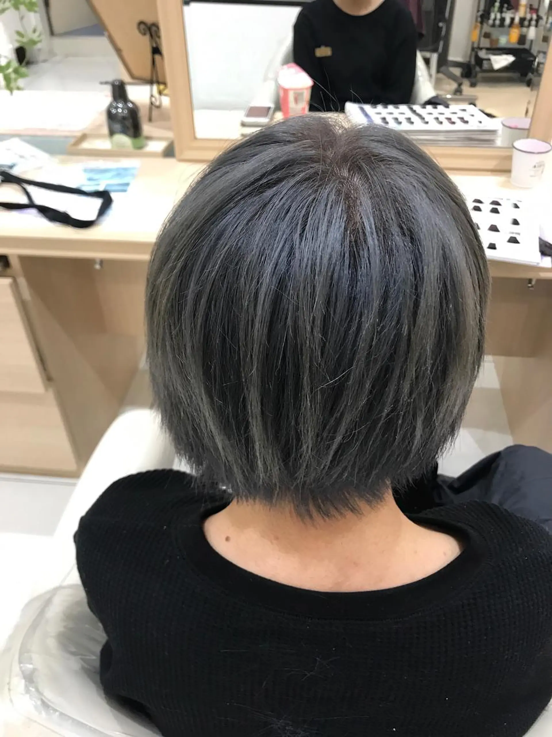 ショート カラー ブルーカラー 透明感カラー 店長/髪質改善 小早川周大のヘアスタイル