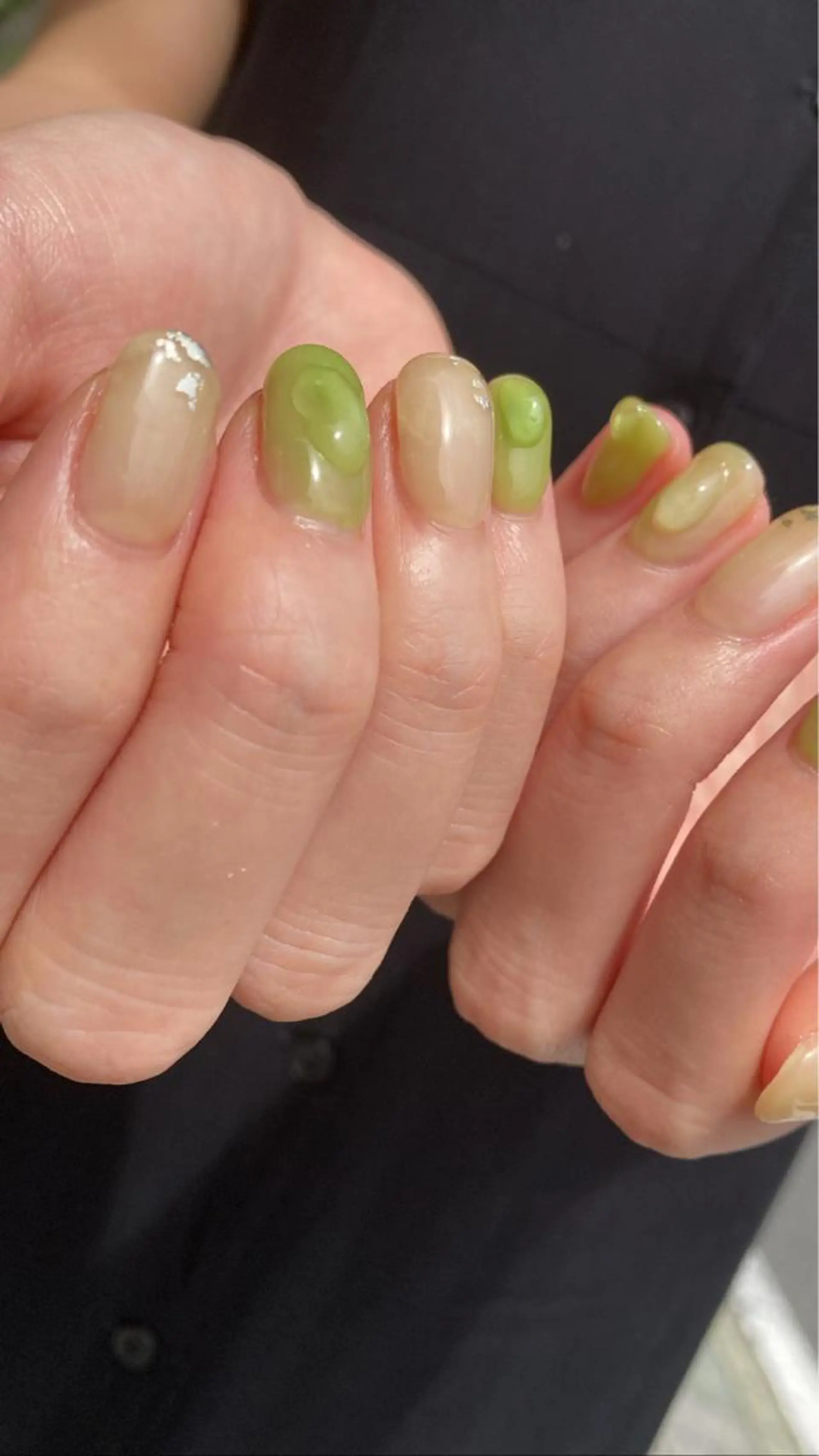 ネイル nailsalon　hue所属・小山 羽奈のネイルデザイン