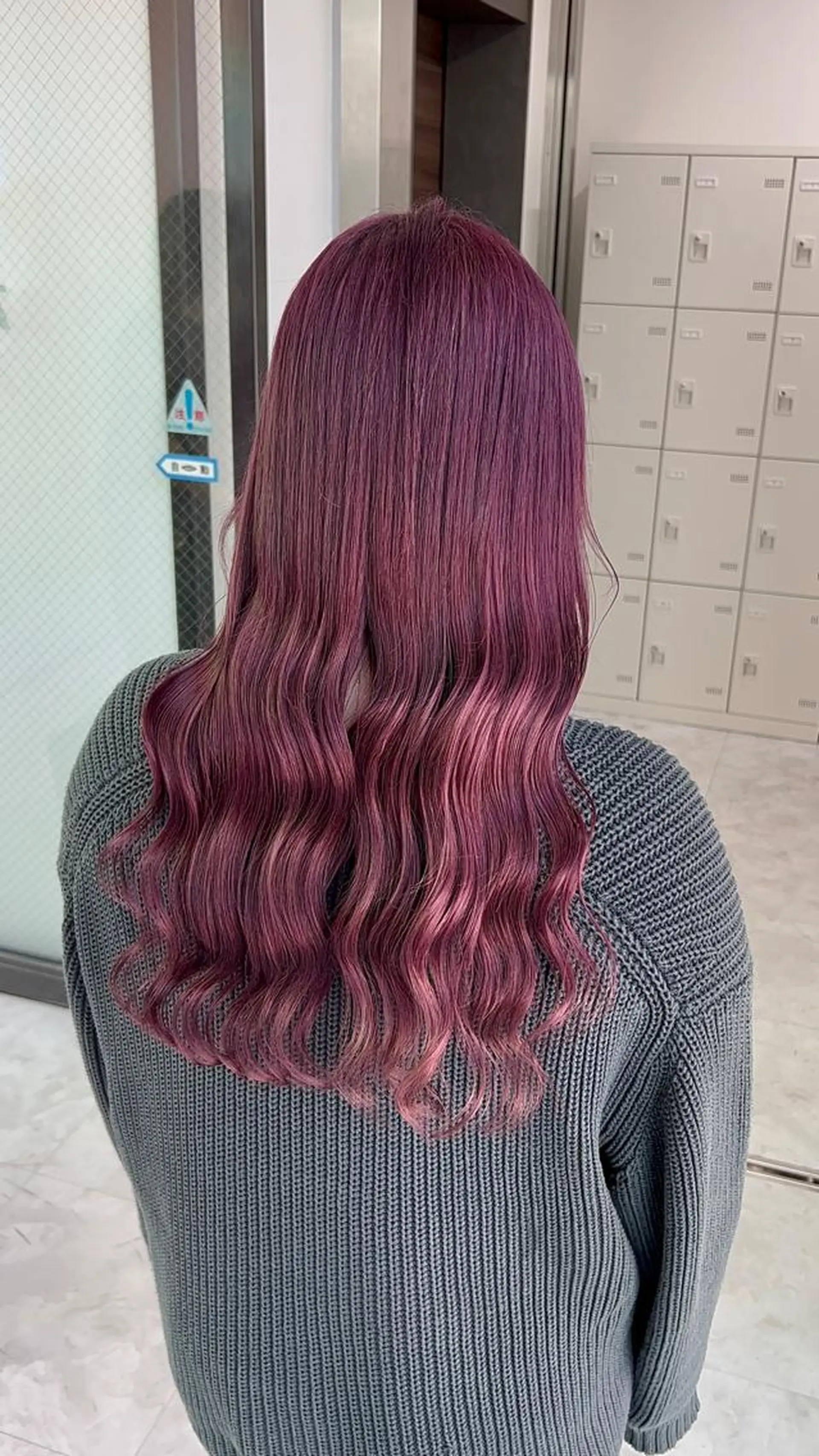 ロング カラー ヘアアレンジ ヘアカラー トリートメント ブリーチなしの達人 🌈KAITOのヘアスタイル