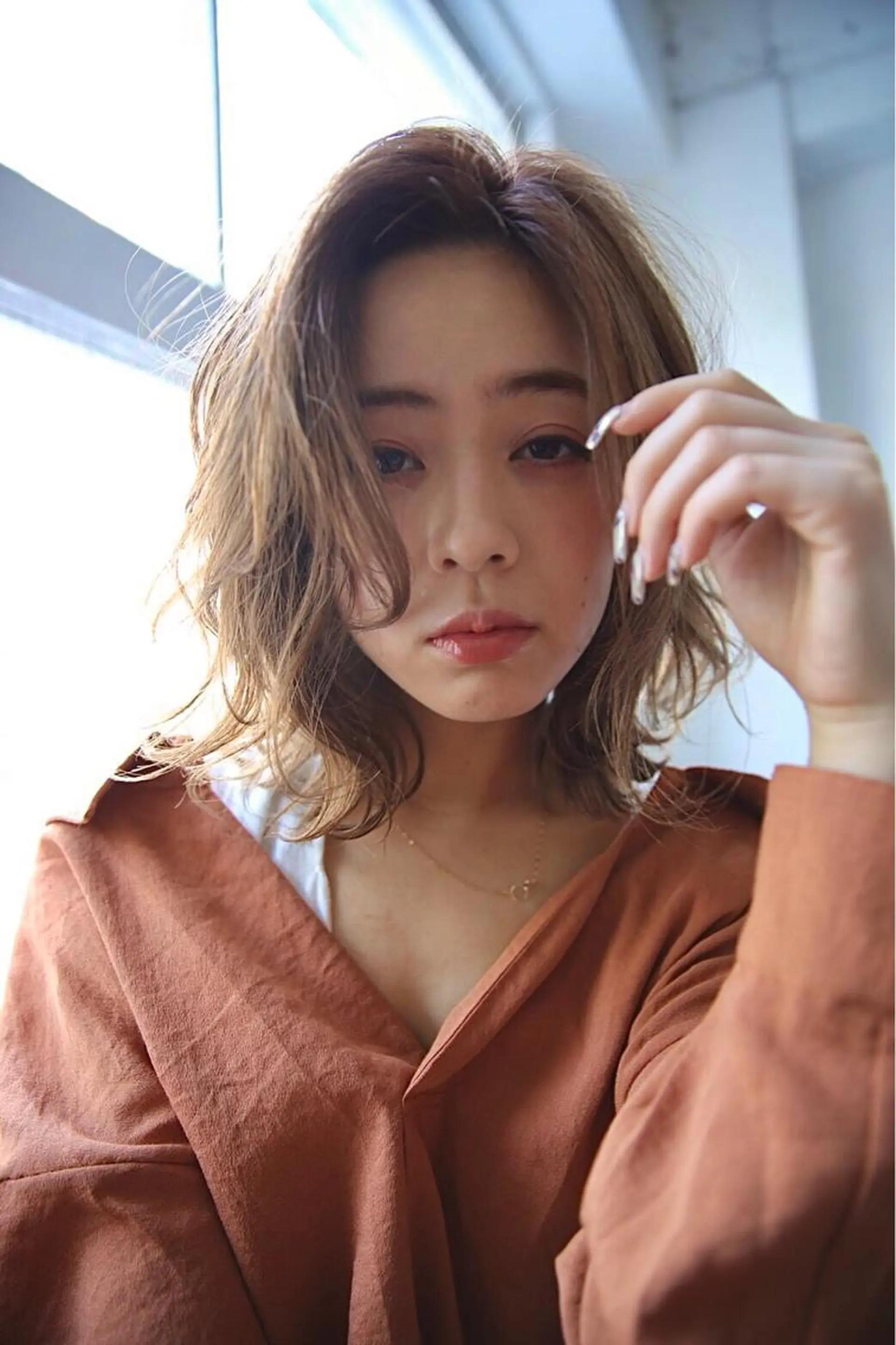 ミディアム カラー 佐藤 花帆のヘアスタイル