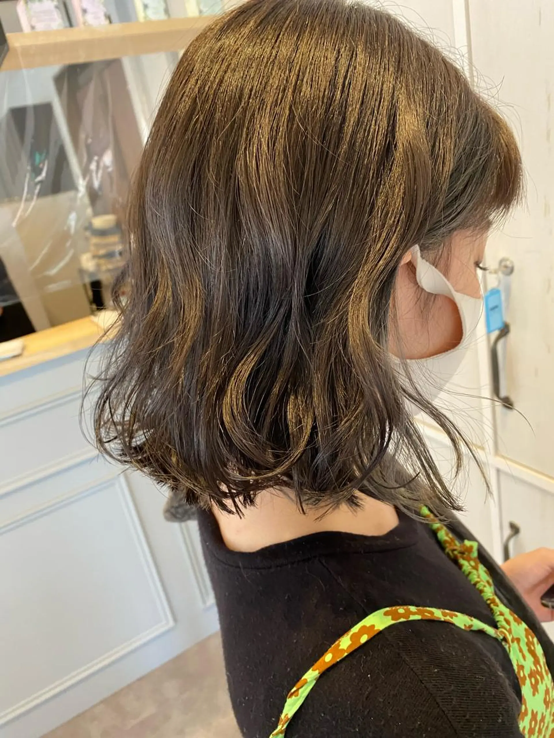 カラー ダークグレー ダークグレージュ グレージュ ELLE&SALLY 石野のヘアスタイル