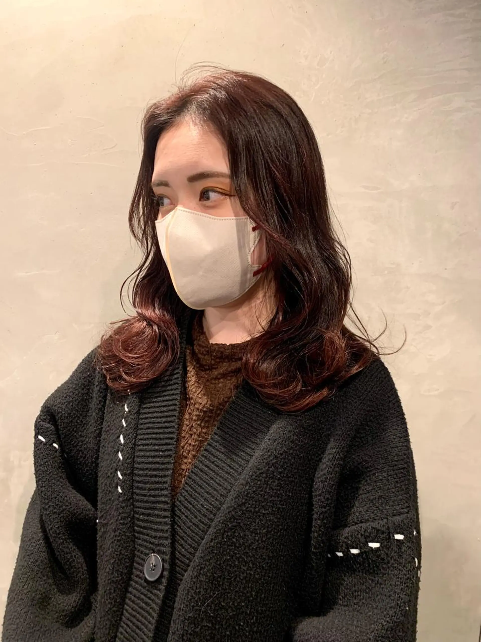 セミロング カラー メンズ ピンクカラー ヘアカラー トリートメント 落合希 Olivebeigeのヘアスタイル