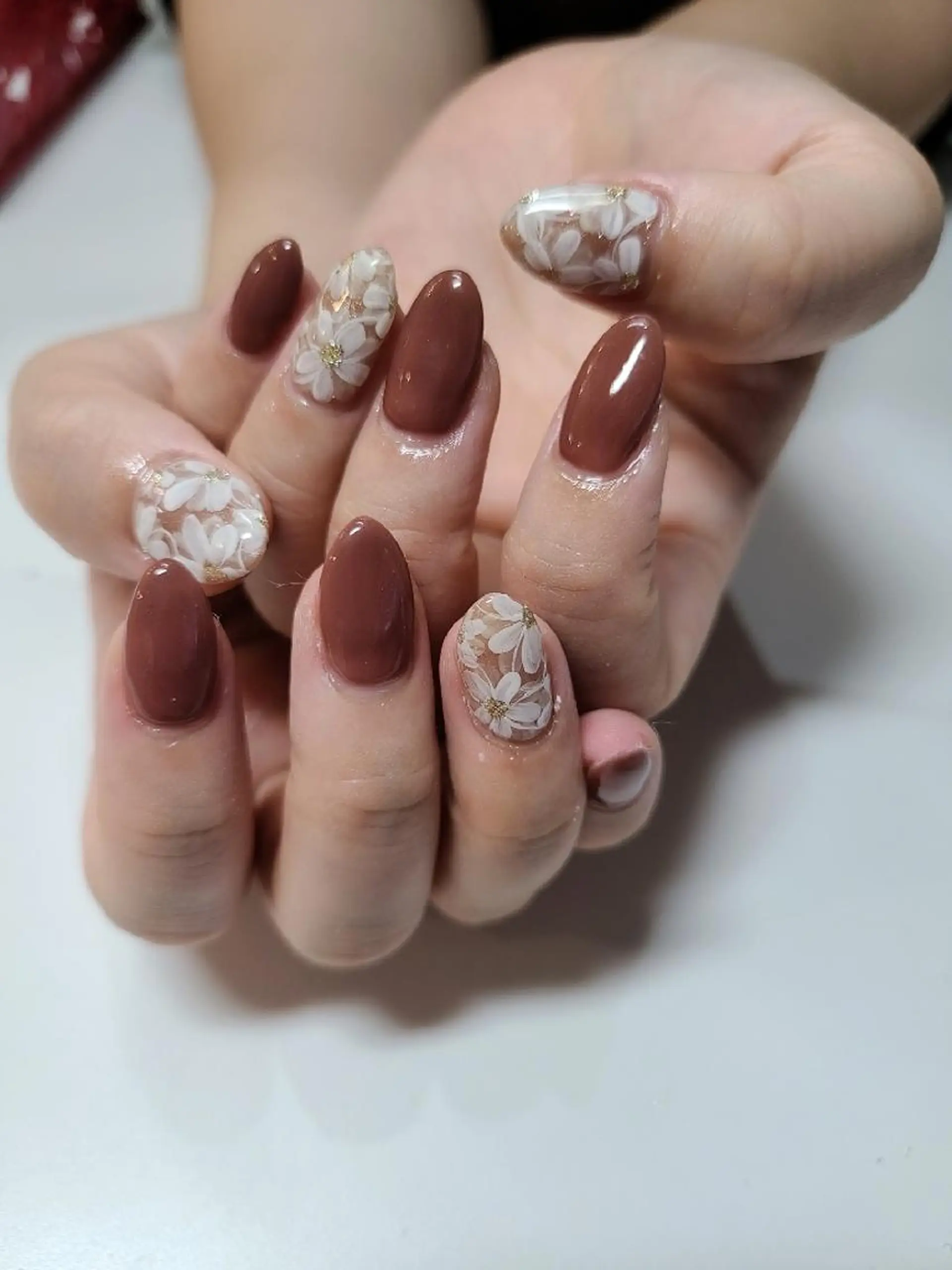 ネイル アートネイル ビーケア自由が丘所属・えみ えみのネイルデザイン