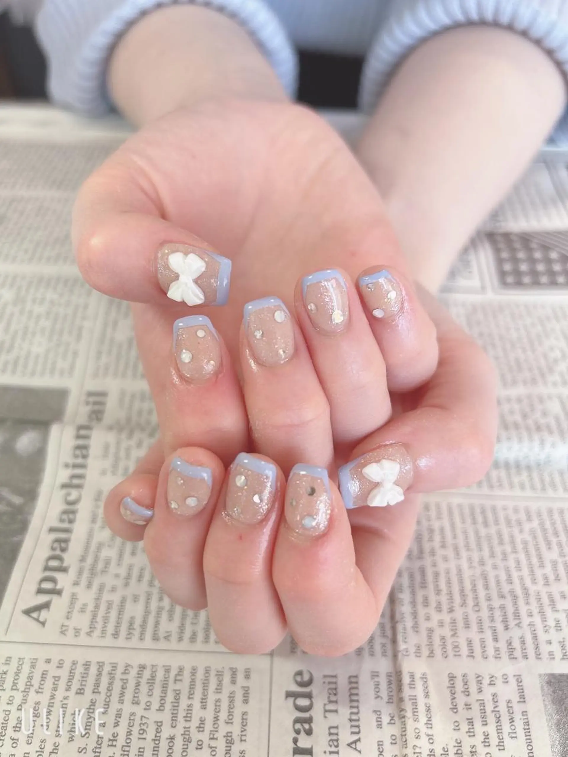 ネイル リボン ハンドネイル ハンドケア 森山 舞のネイルデザイン