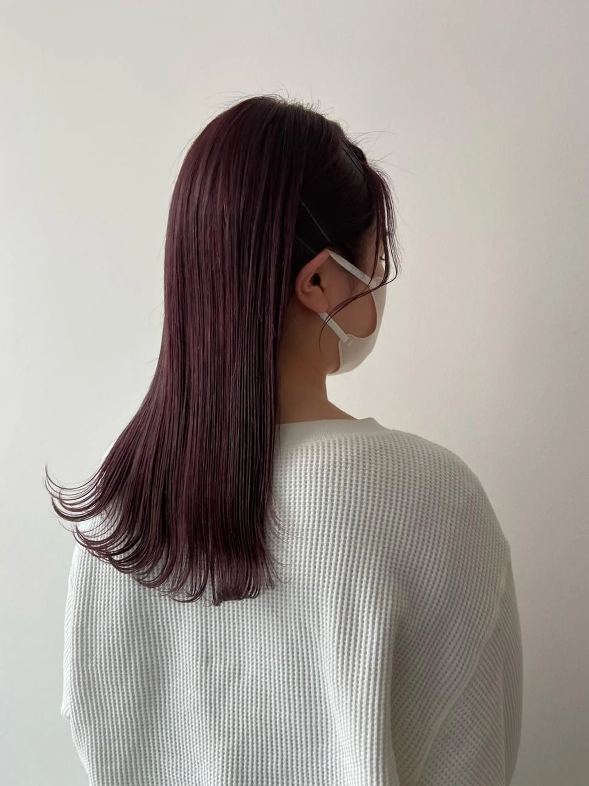 ロング カラー パープルカラー シルバー ヘアカラー Rinon所属・沖 真琴のヘアスタイル