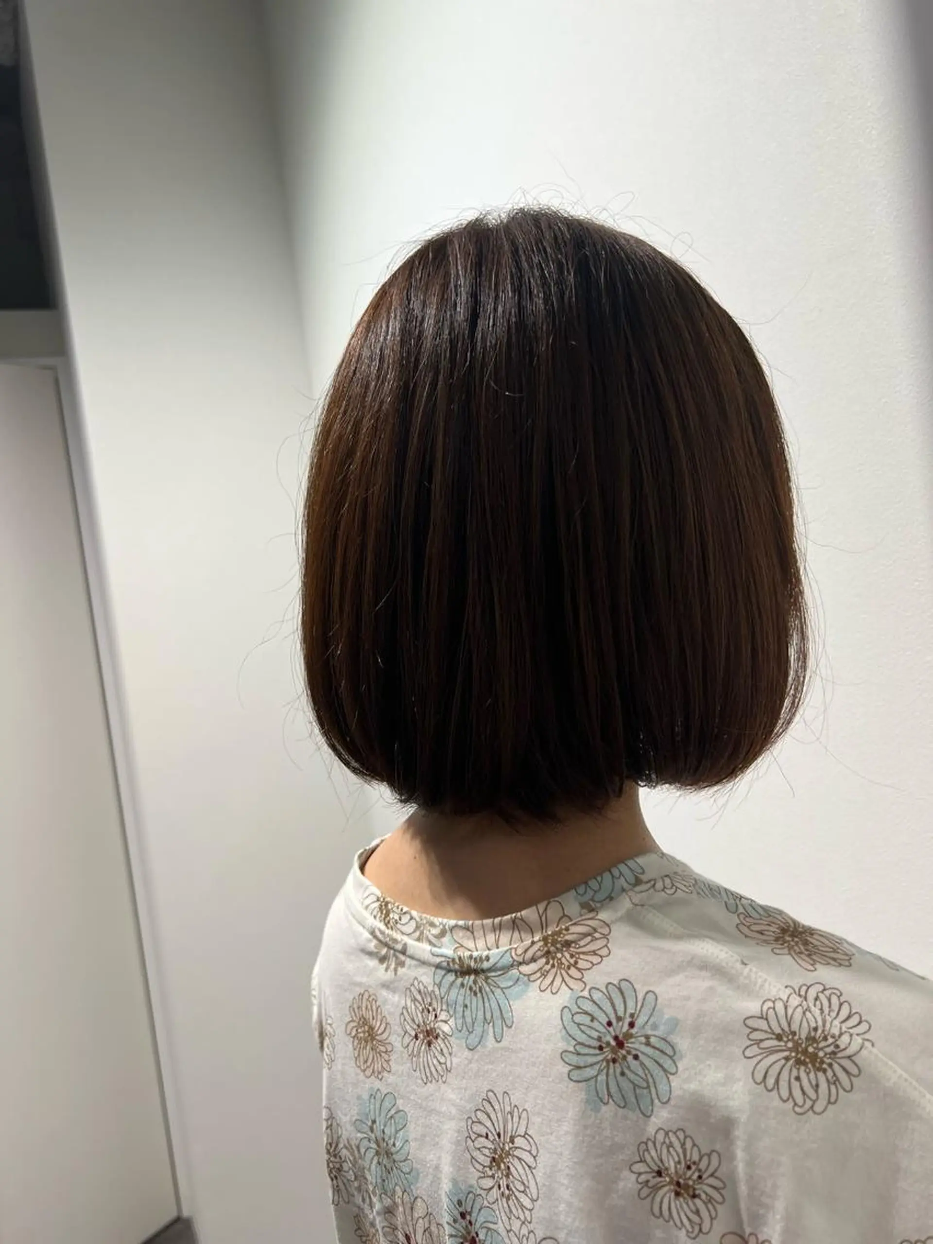 カラー 長谷 朋美のヘアスタイル