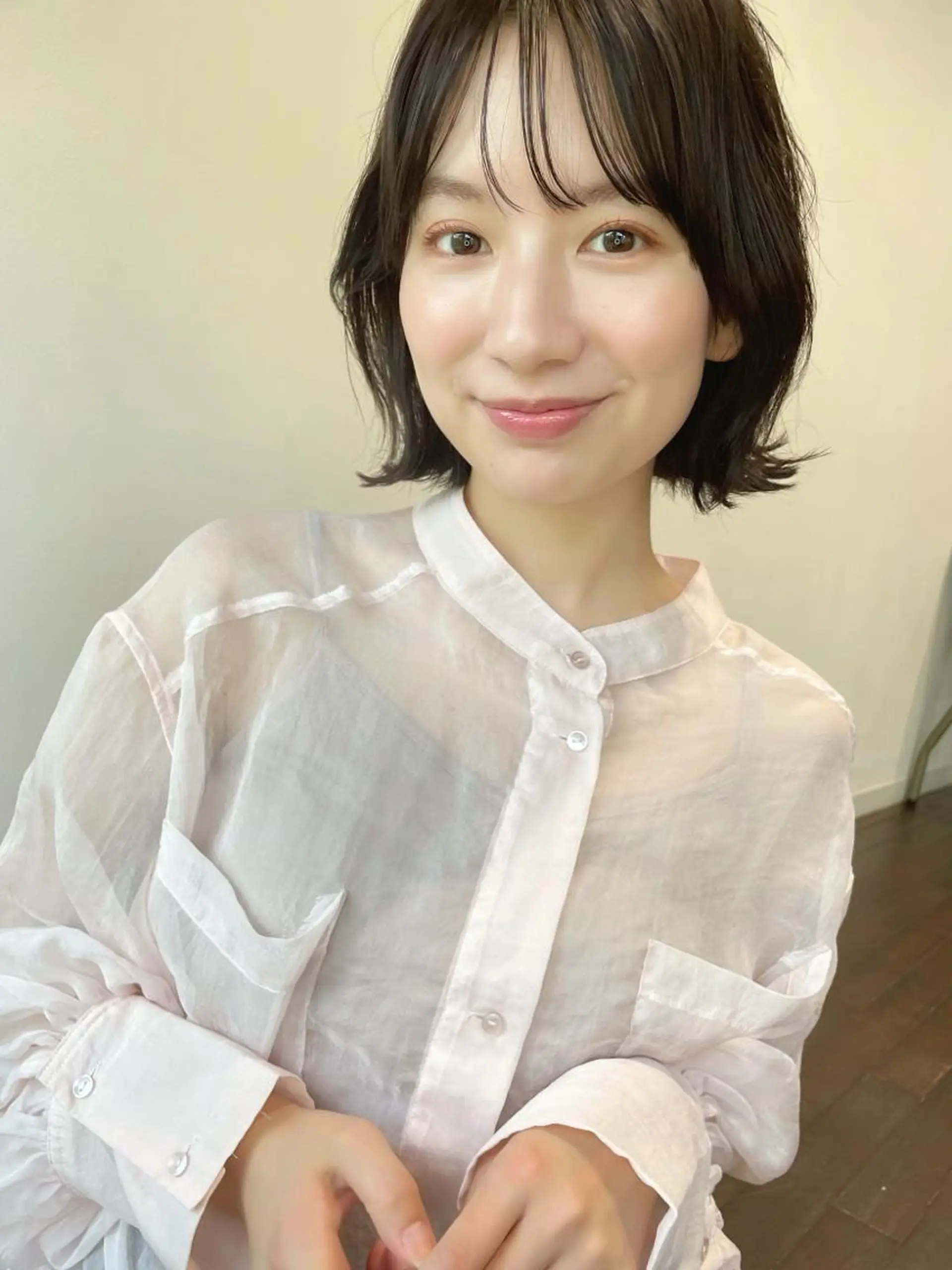 ミディアム 似合わせカット 小顔カット カット トリートメント 結べるレイヤーボブ くびれLady表参道のヘアスタイル