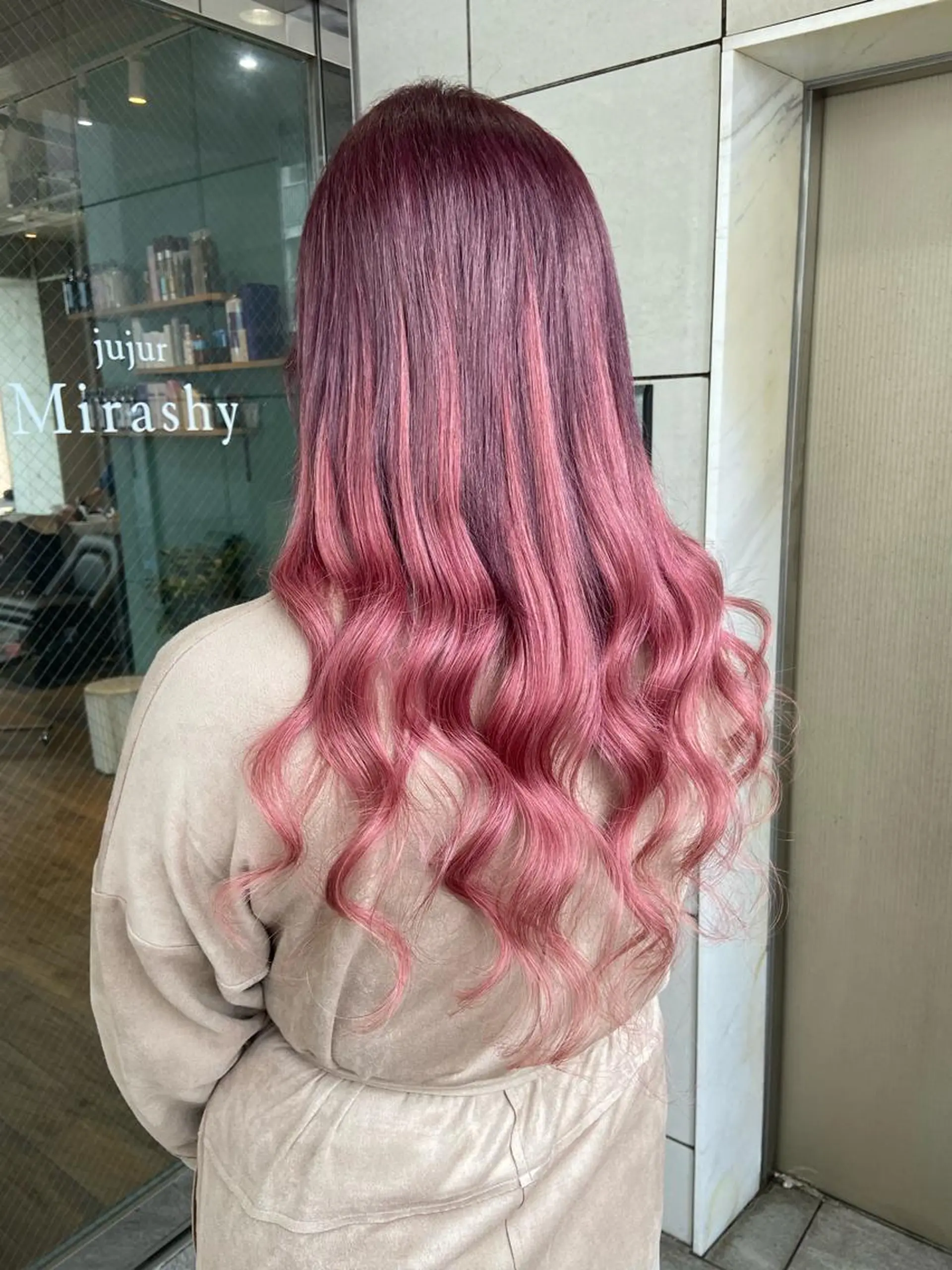 セミロング カラー プルエクステ エクステ ヘアカラー エクステ 🧸プルエクステ❤︎ ネイルKAO🧸のヘアスタイル