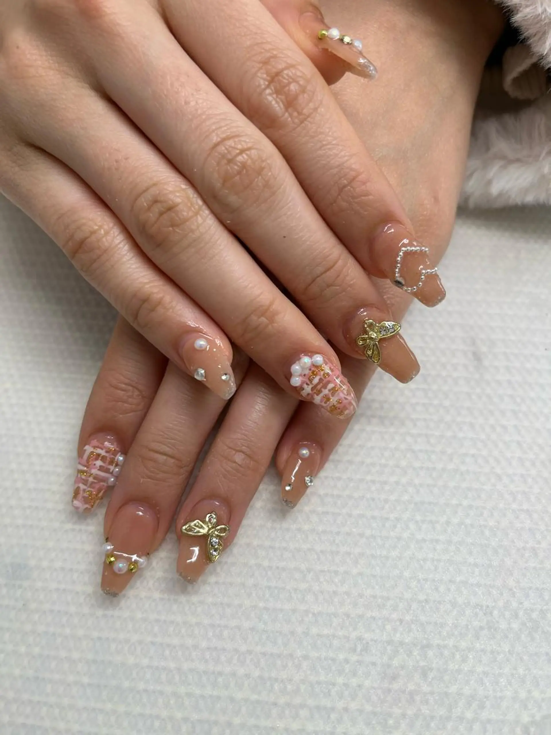 ネイル nail.salon .Reversalのネイルデザイン