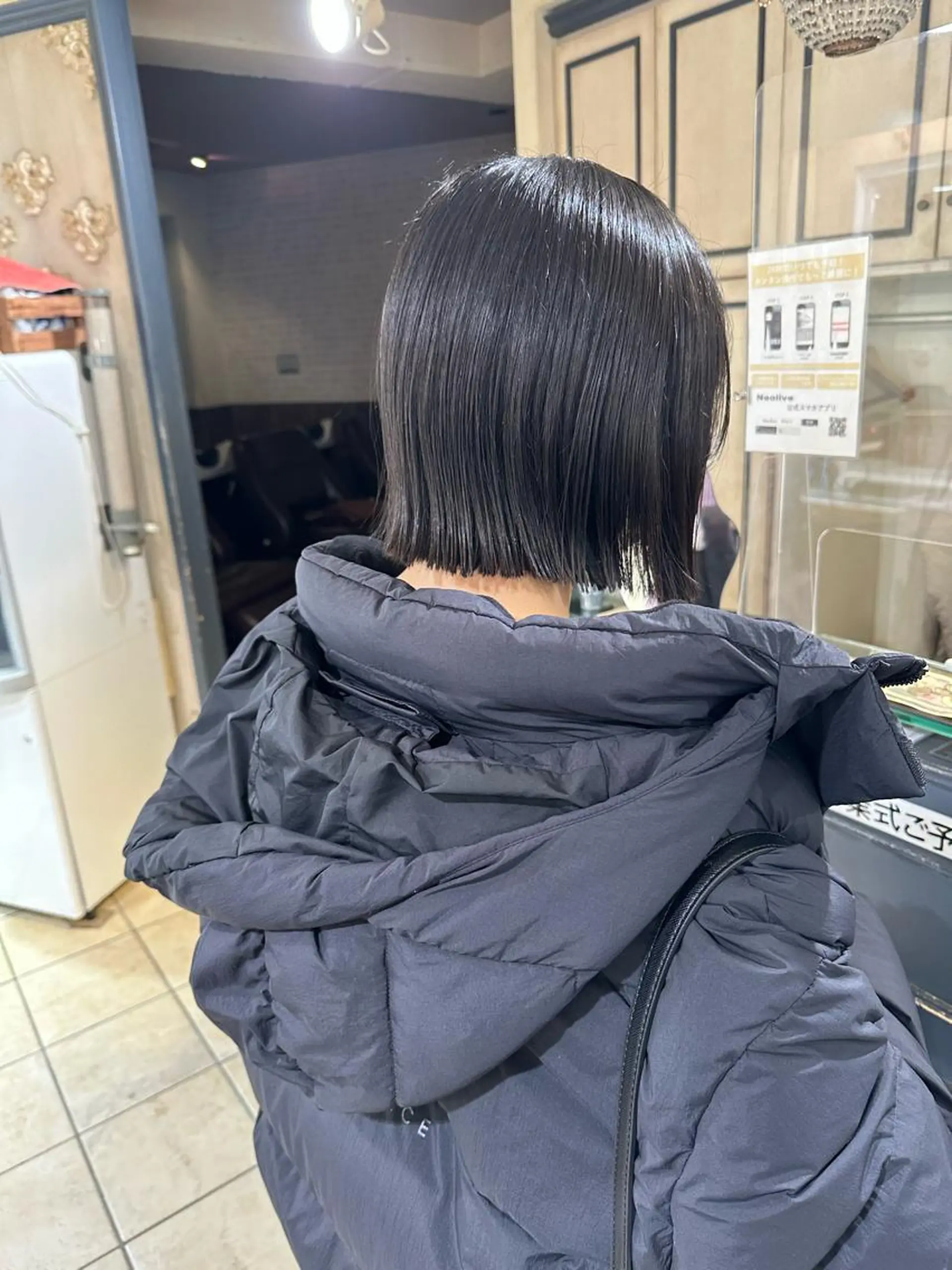 ミディアム カラー パーマ ヘアアレンジ メンズ キッズ ネイル マツエク・マツパ アイブロウ 成人式 切りっぱなしボブ ショートボブ 子どものヘアアレンジ ミディアムパーマ カット トリートメント 🦕ウルフカット 🦕ａｋｉｈｏのヘアスタイル