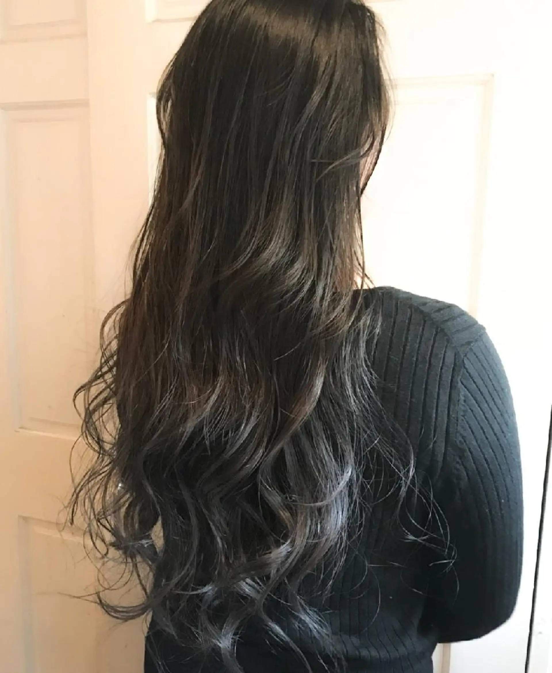 ロング ヘアカラー トリートメント HAIR WORKS HELM所属・ショート✨ボブ✨代表 新田見美仁のヘアスタイル