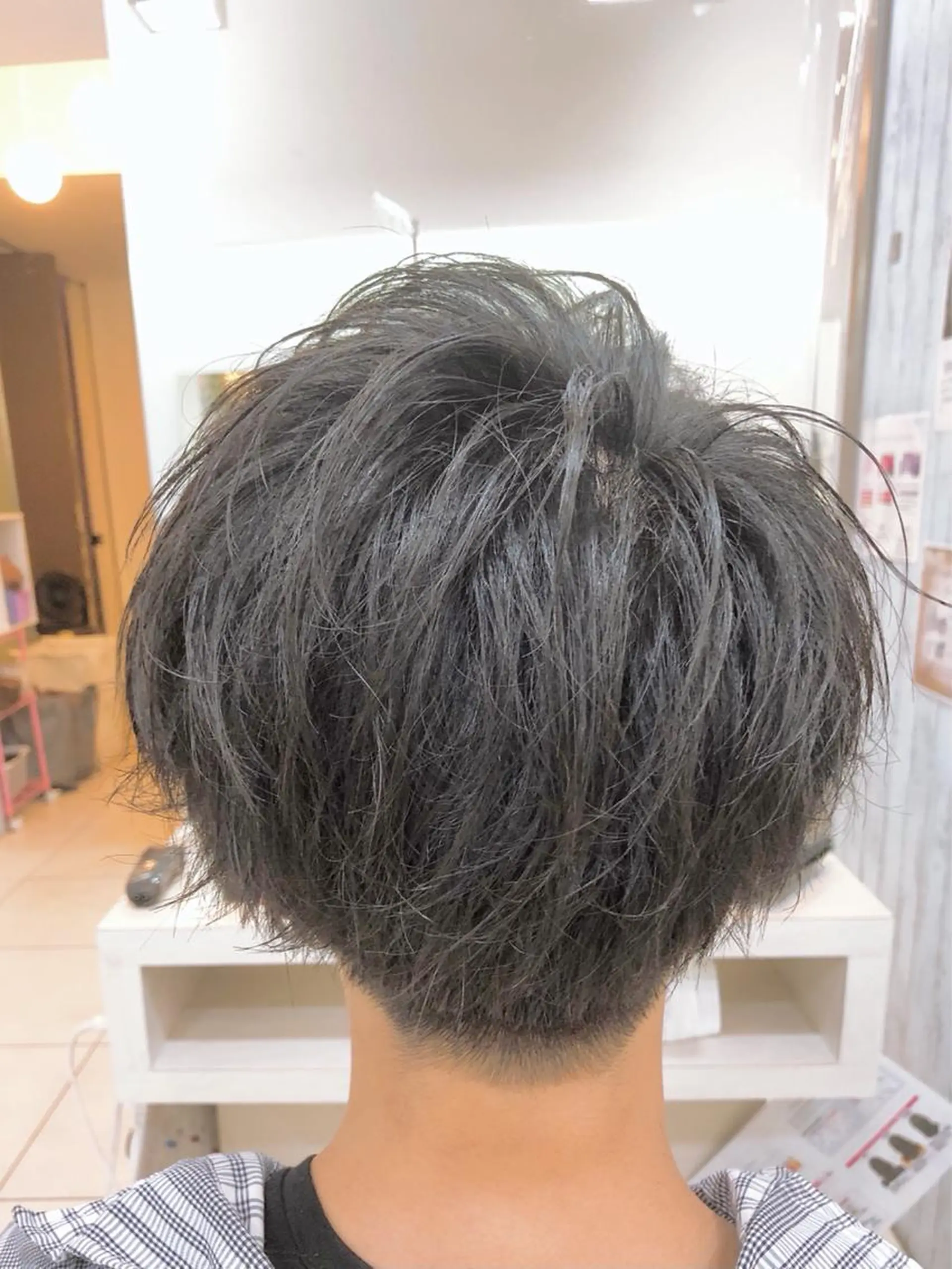 ショート メンズ 髪質改善× ハイライト溝江のヘアスタイル