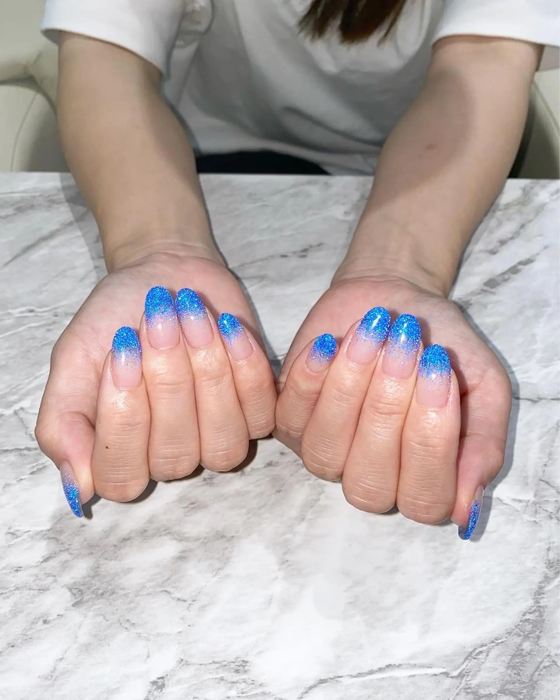 ネイル ブルー フラッシュネイル ワンカラーネイル ハンドネイル フットネイル ハンドケア nail salon  AlgeTy所属・✴︎:.｡. MAKI.｡.:✴︎のネイルデザイン