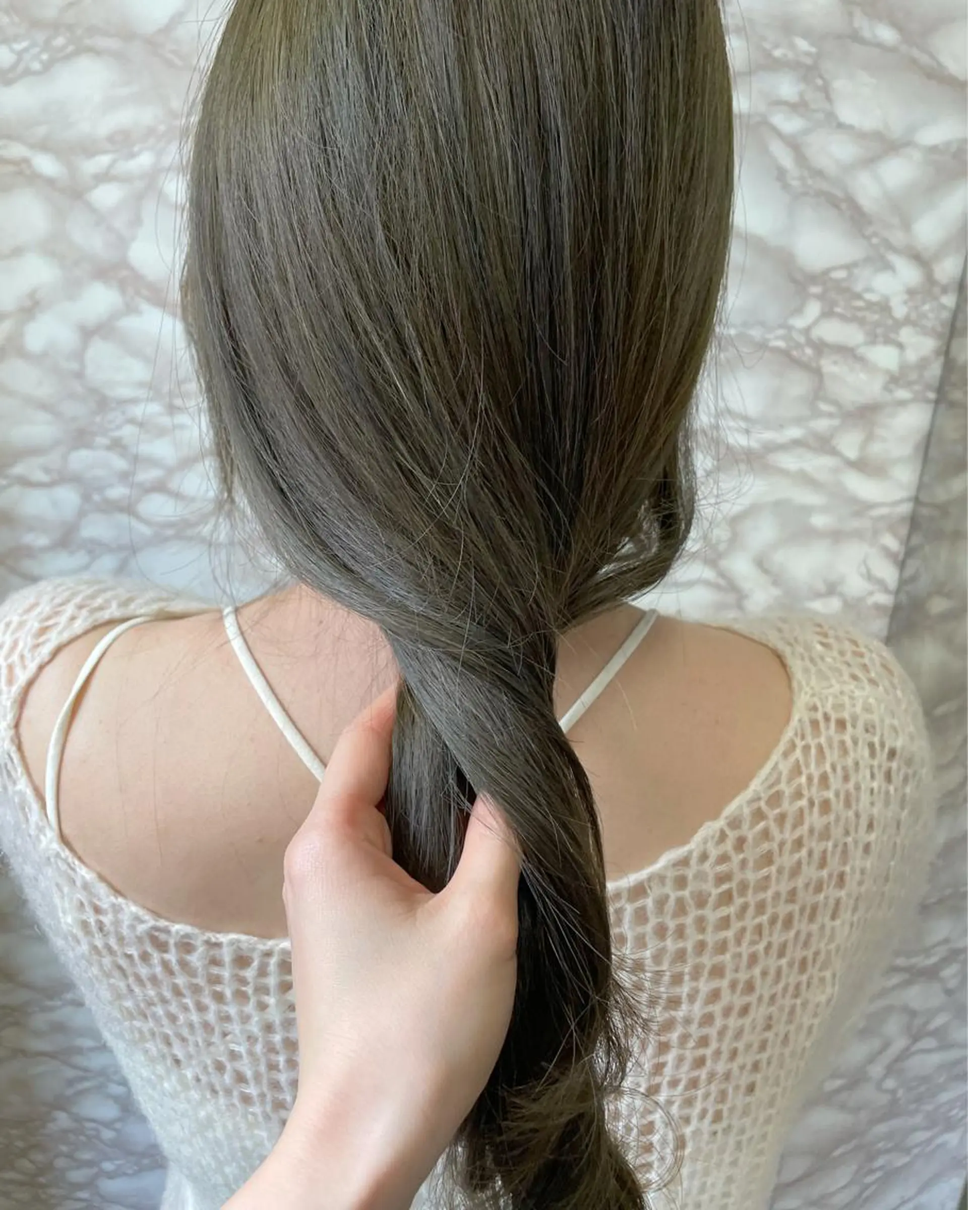 セミロング カラー ヘアカラー トリートメント YEAU　PLUS所属・極上の艶髪 RINAのヘアスタイル