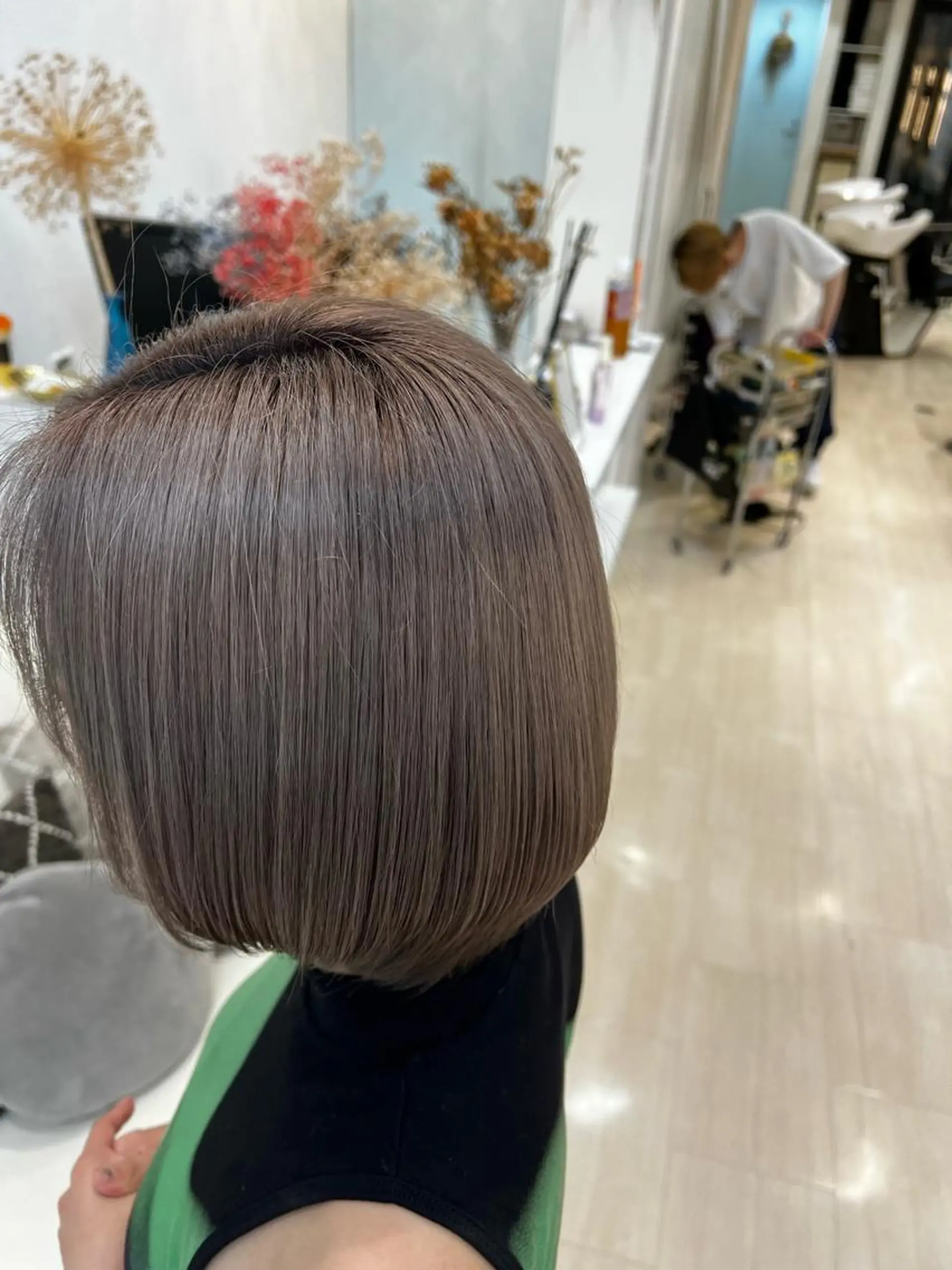 ミディアム カラー パーマ ヘアアレンジ メンズ キッズ ネイル マツエク・マツパ アイブロウ 堀井 凌平のヘアスタイル