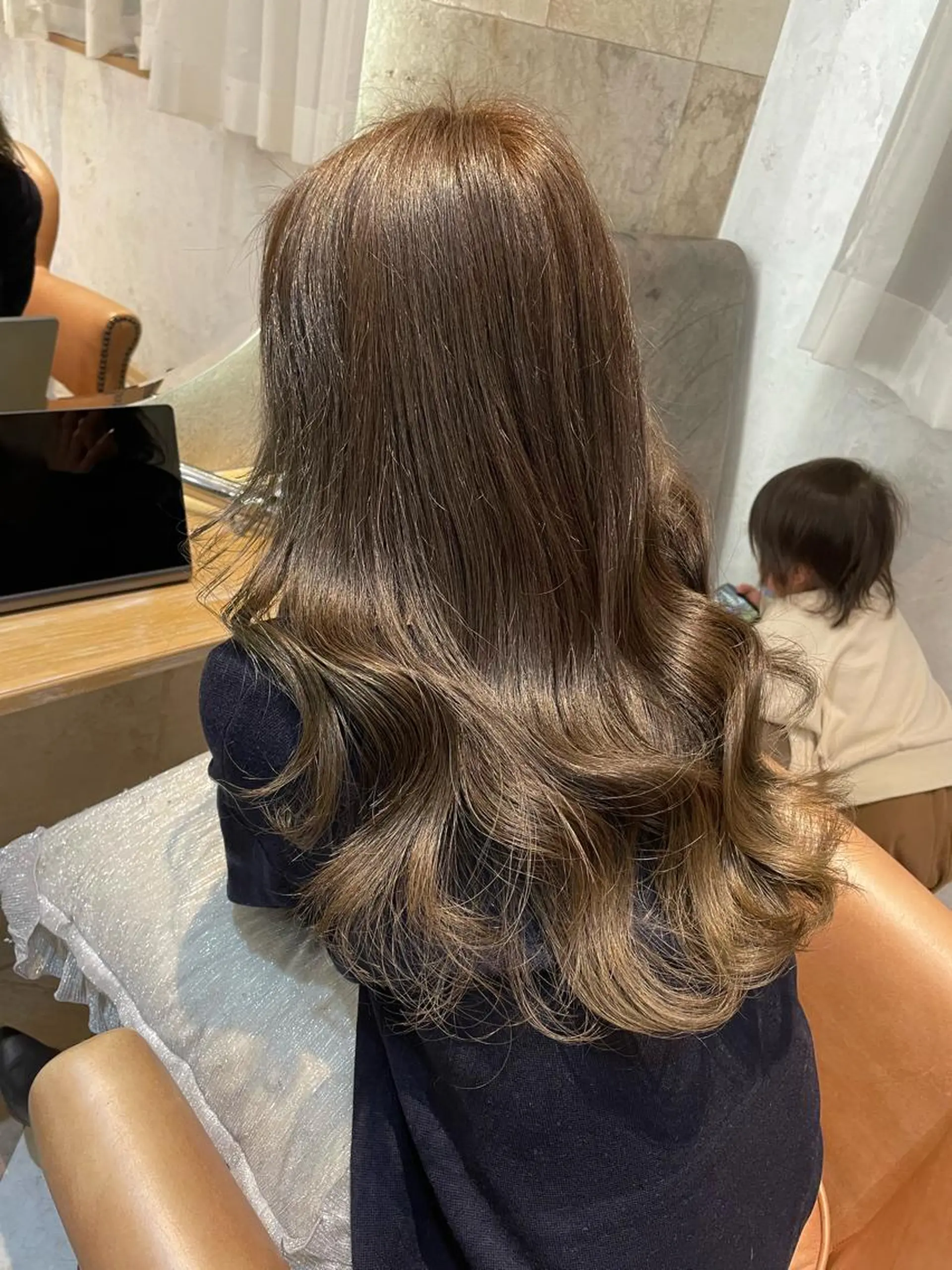 ロング カラー 大西 天使のヘアスタイル