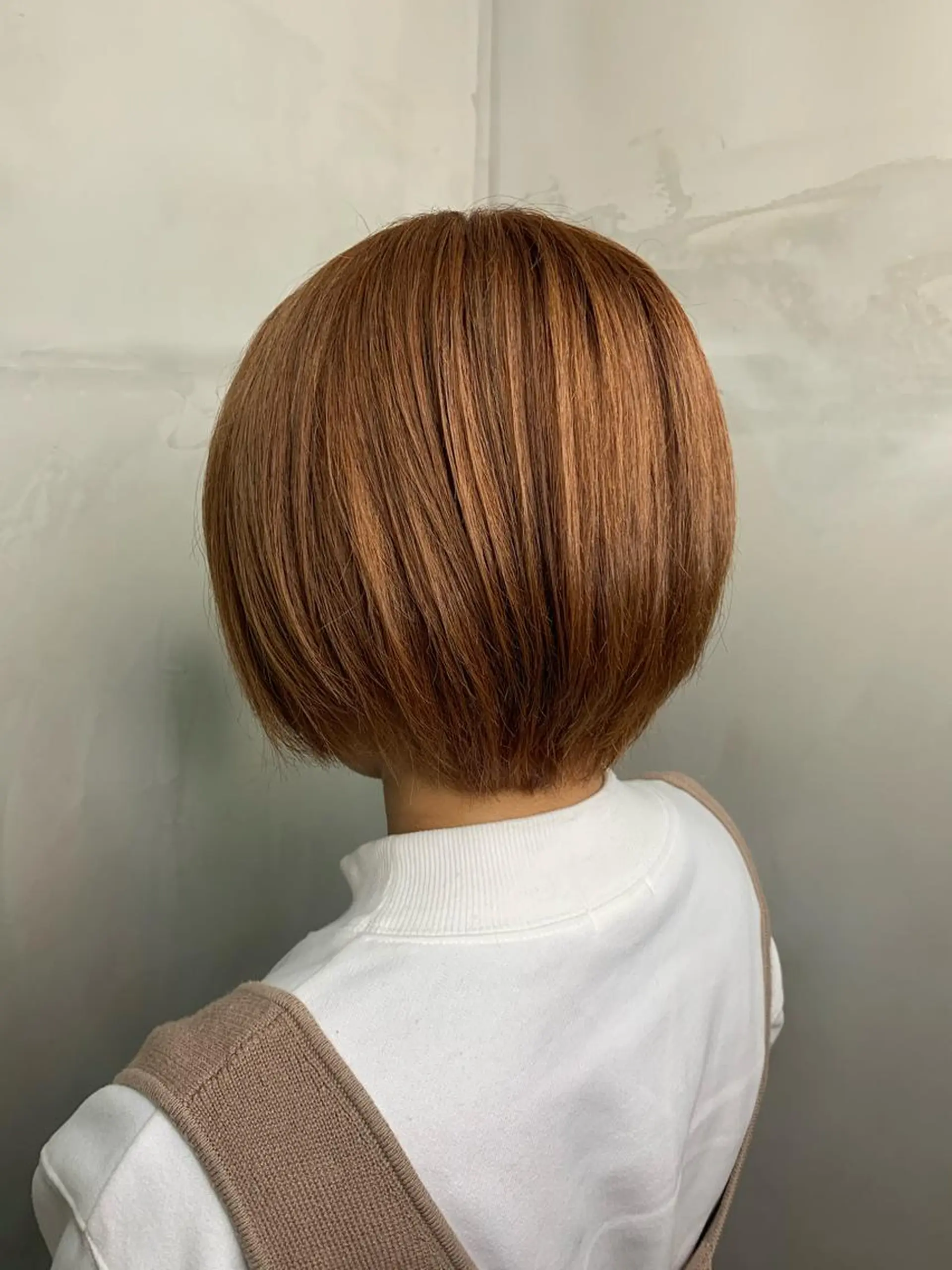 ショート カラー アッシュ バレイヤージュ ベージュカラー ブロンド ブルーカラー ヘアカラー レイヤーカット/ 艶カラー/RYOMAのヘアスタイル