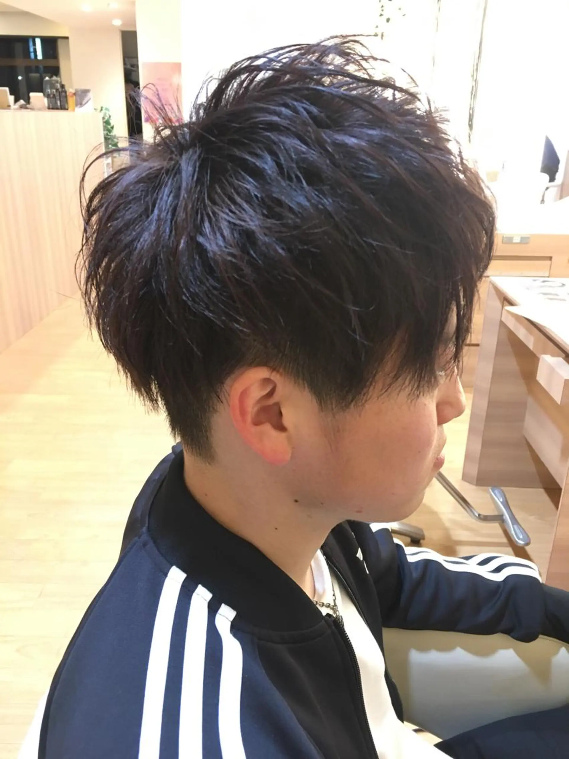 ショート カラー メンズ メンズカット 三村洸斗のヘアスタイル