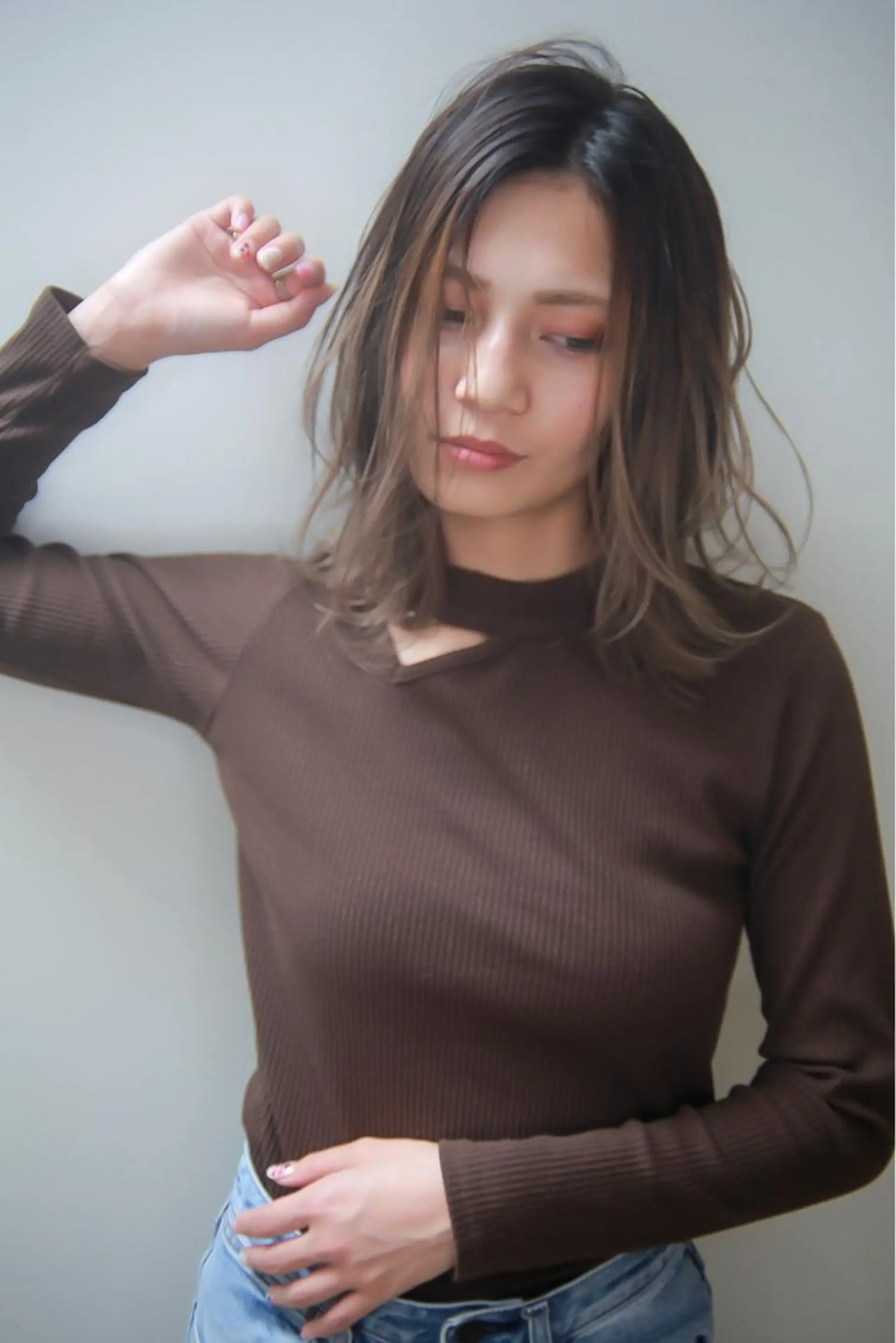 ミディアム カラー 伊藤 裕貴のヘアスタイル