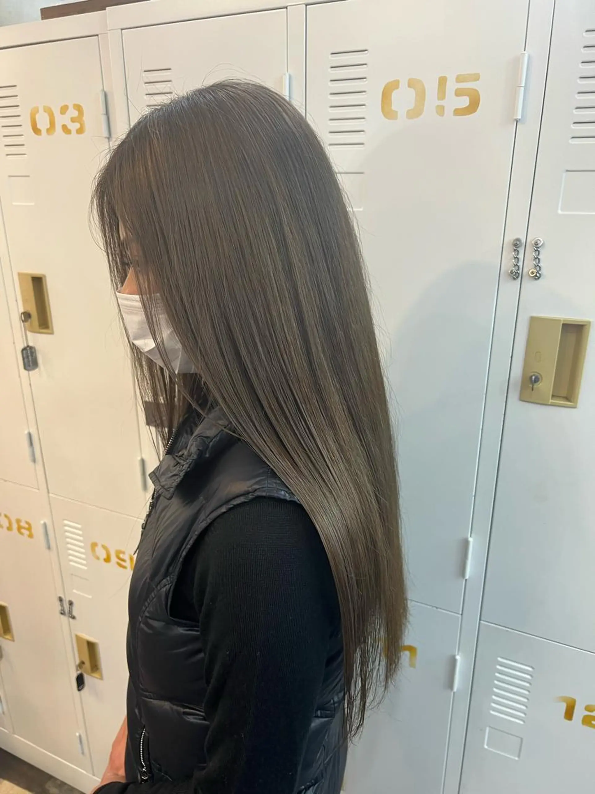 ロング カラー LOMARLIE JURIAのヘアスタイル