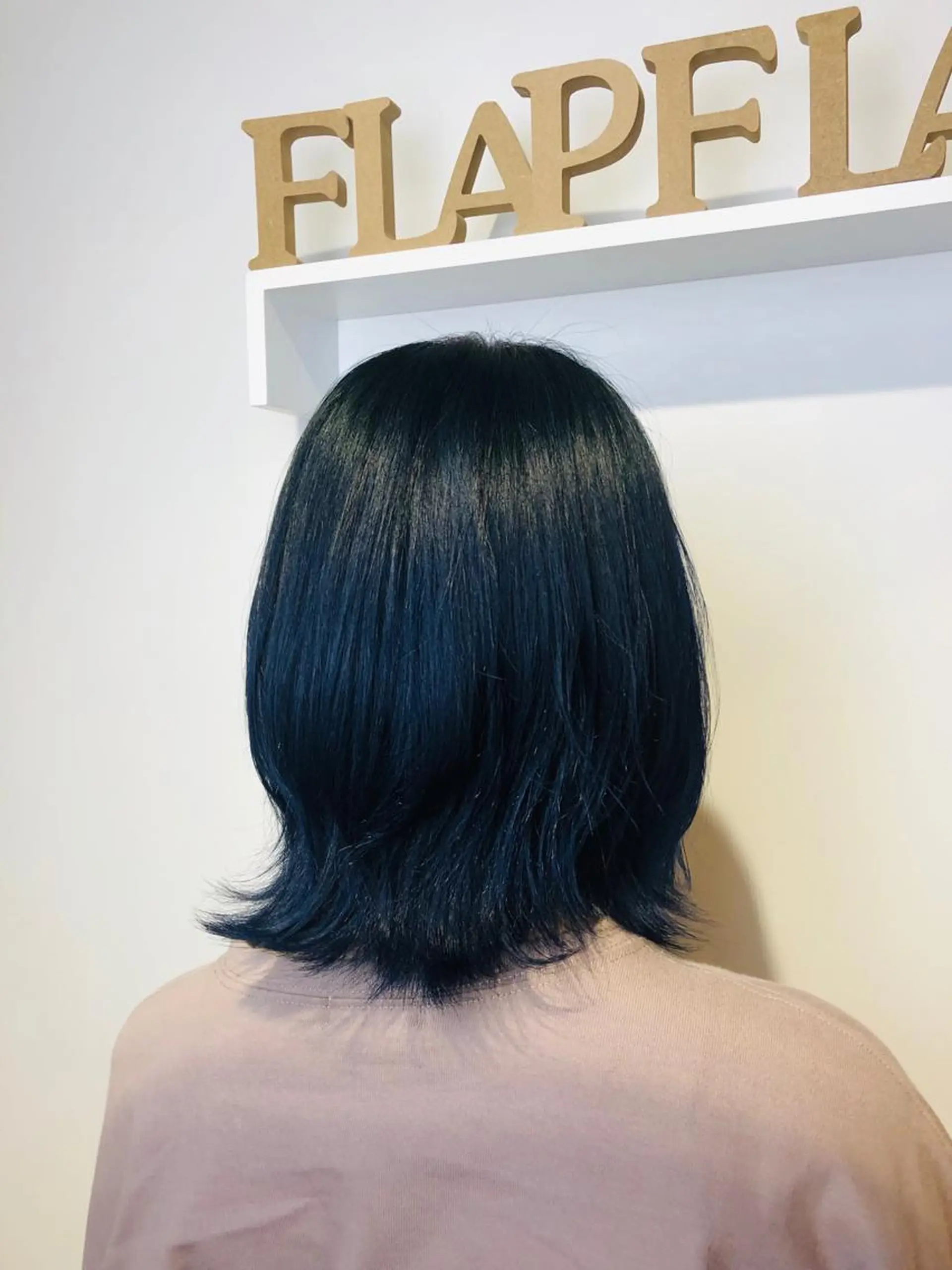 ミディアム カラー ヘアカラー トリートメント 青野 文香のヘアスタイル