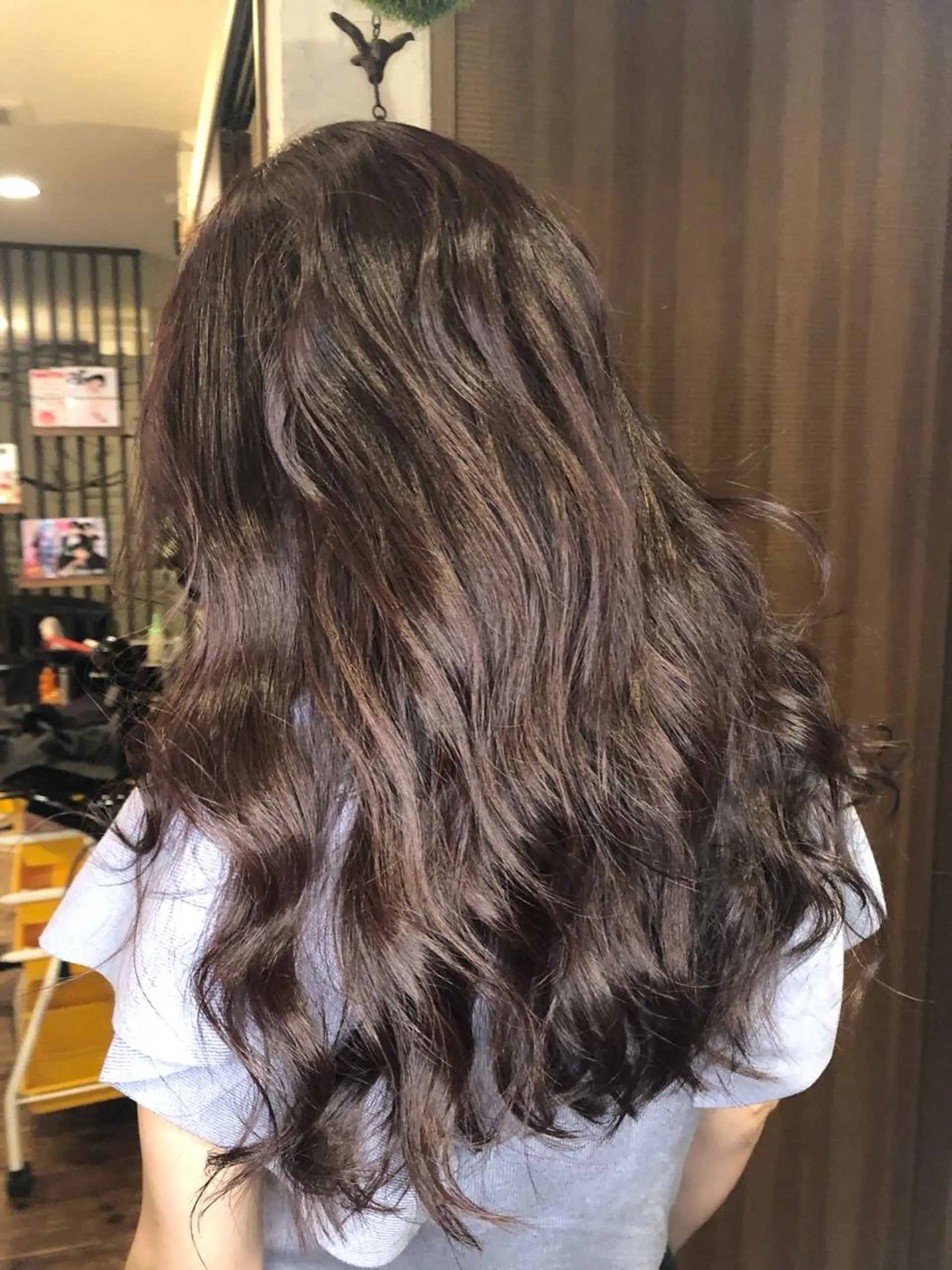 セミロング カラー アッシュ ラベンダーカラー ラベンダーアッシュ 刀根 亮馬のヘアスタイル