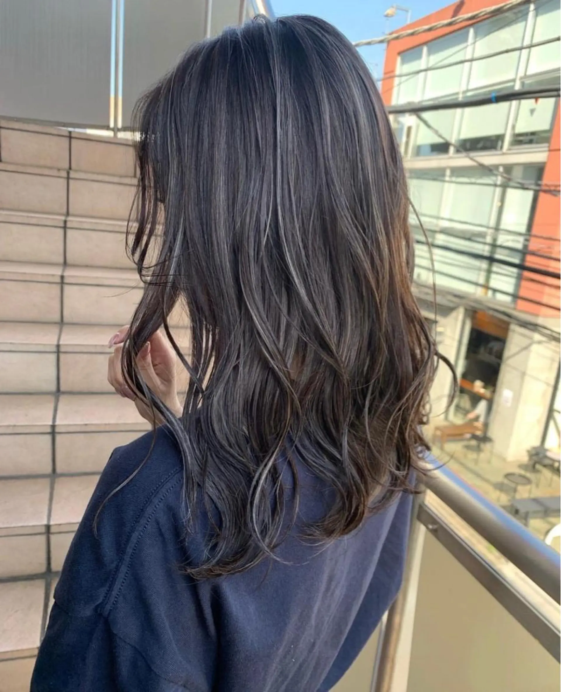 セミロング カラー ブリーチ ケアブリーチ デザインカラー ダブルカラー イヤリングカラー ARCANAブリーチ レイヤーカット/原宿のヘアスタイル