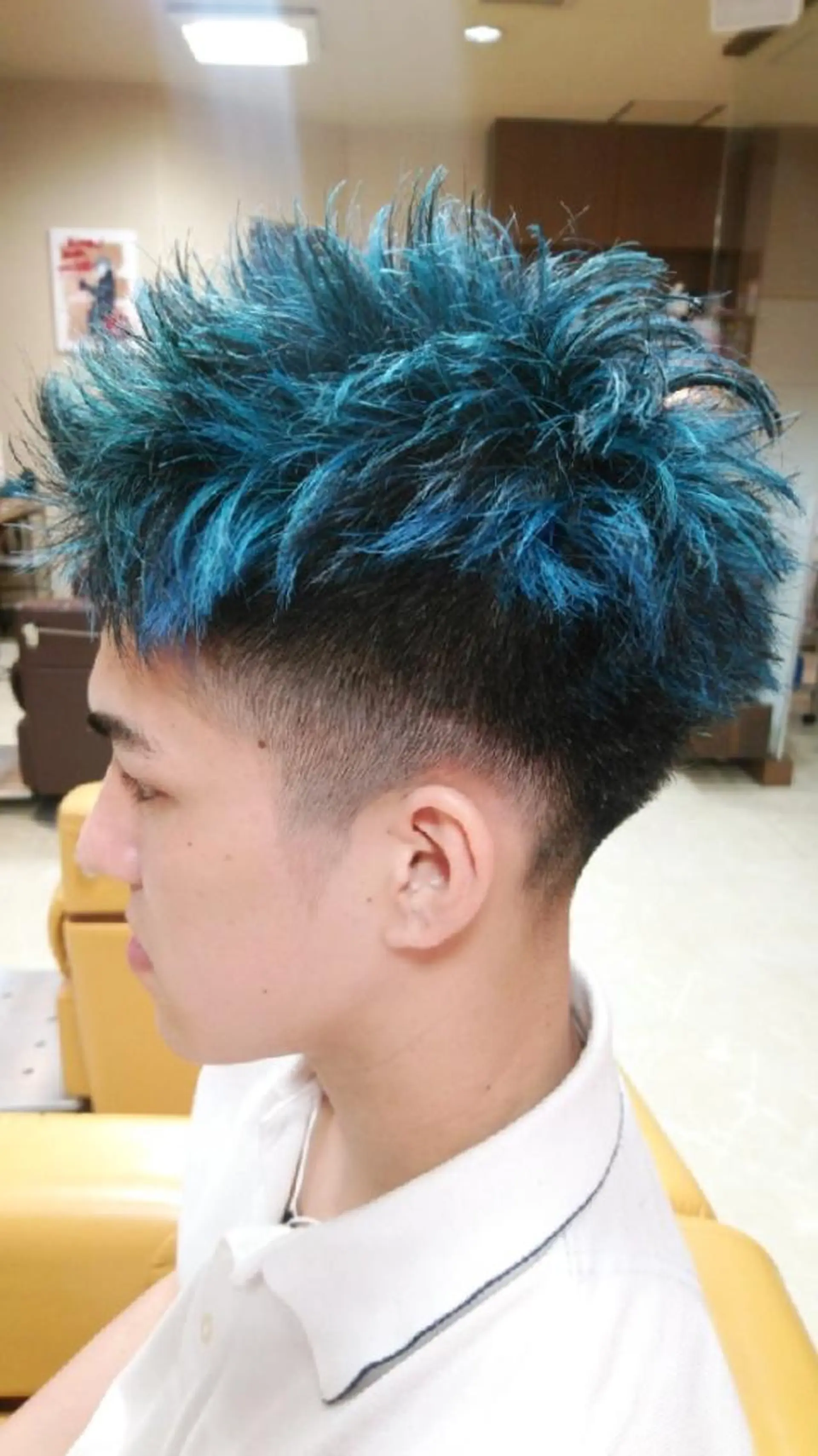 ショート カラー bond's soen所属・有賀 百穂のヘアスタイル