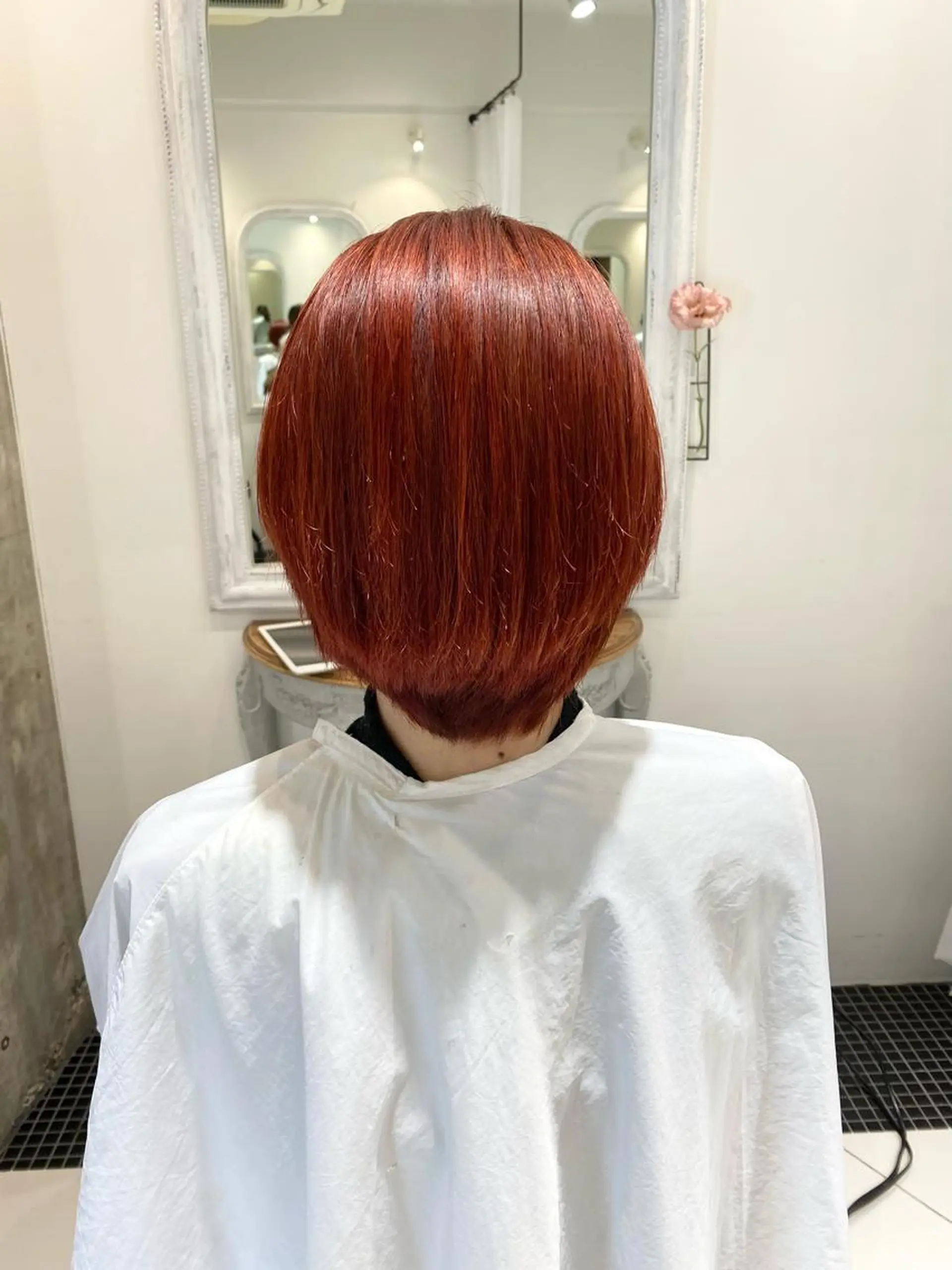 ショート カラー ducha所属・DUCHA Tomida naoのヘアスタイル