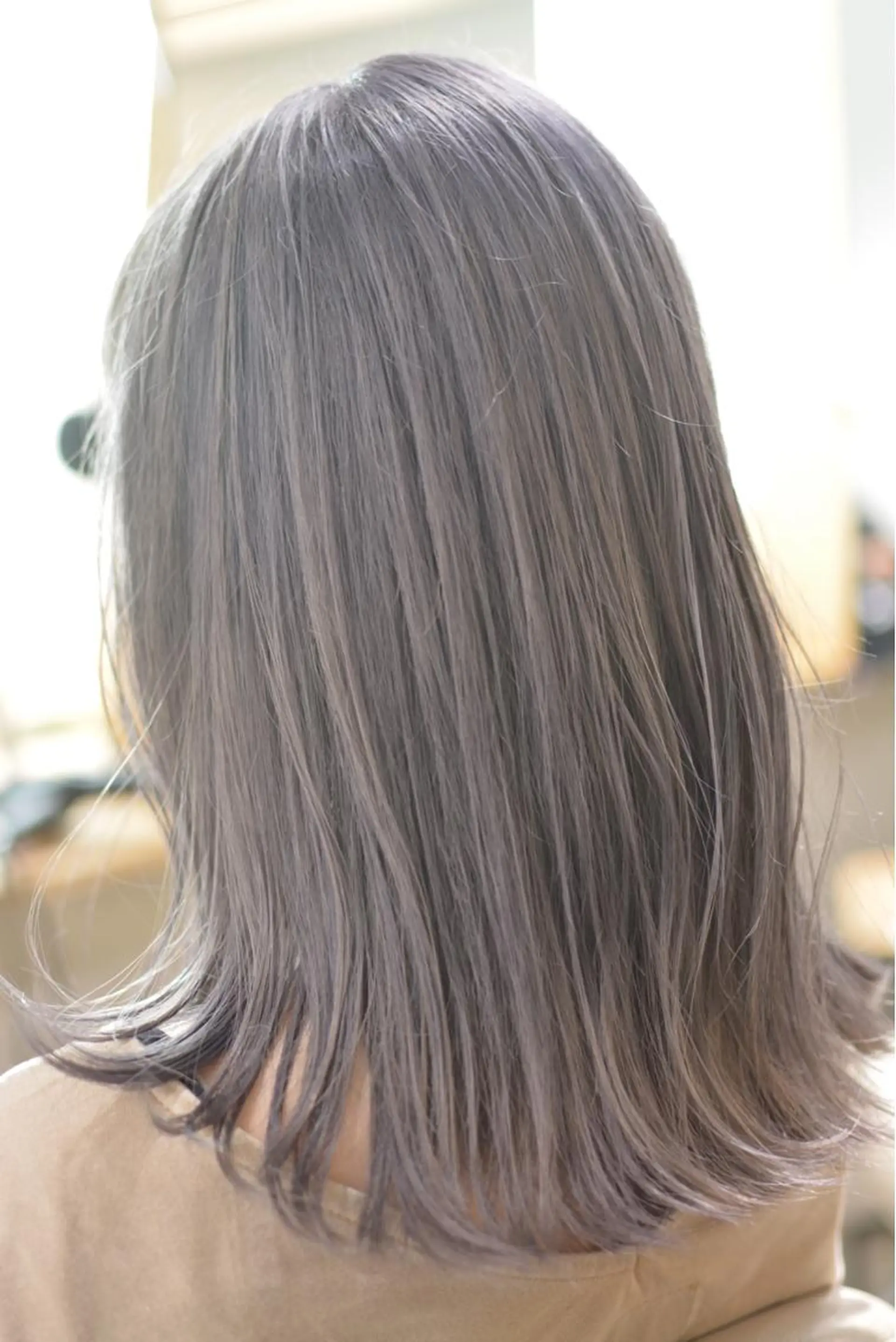 セミロング カット ヘアカラー トリートメント 木村 創造🌟 デザインカラーお任せのヘアスタイル