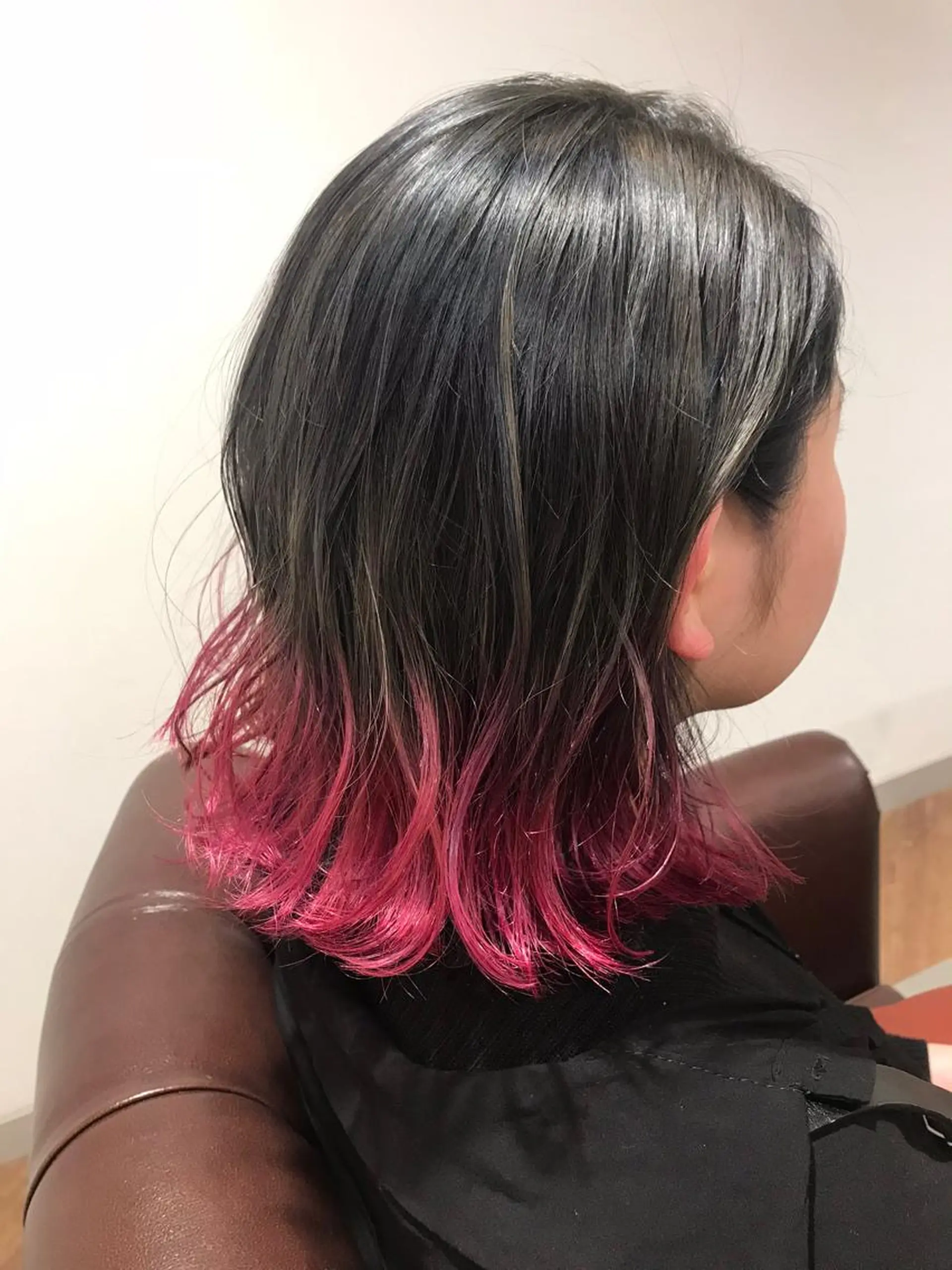 ミディアム カラー パーマ ヘアアレンジ キッズ ネイル マツエク・マツパ グラデーションカラー グレージュ ピンクカラー カラーマツエク グラデーション 韓国♡ワンホン系 ♡YURIのヘアスタイル