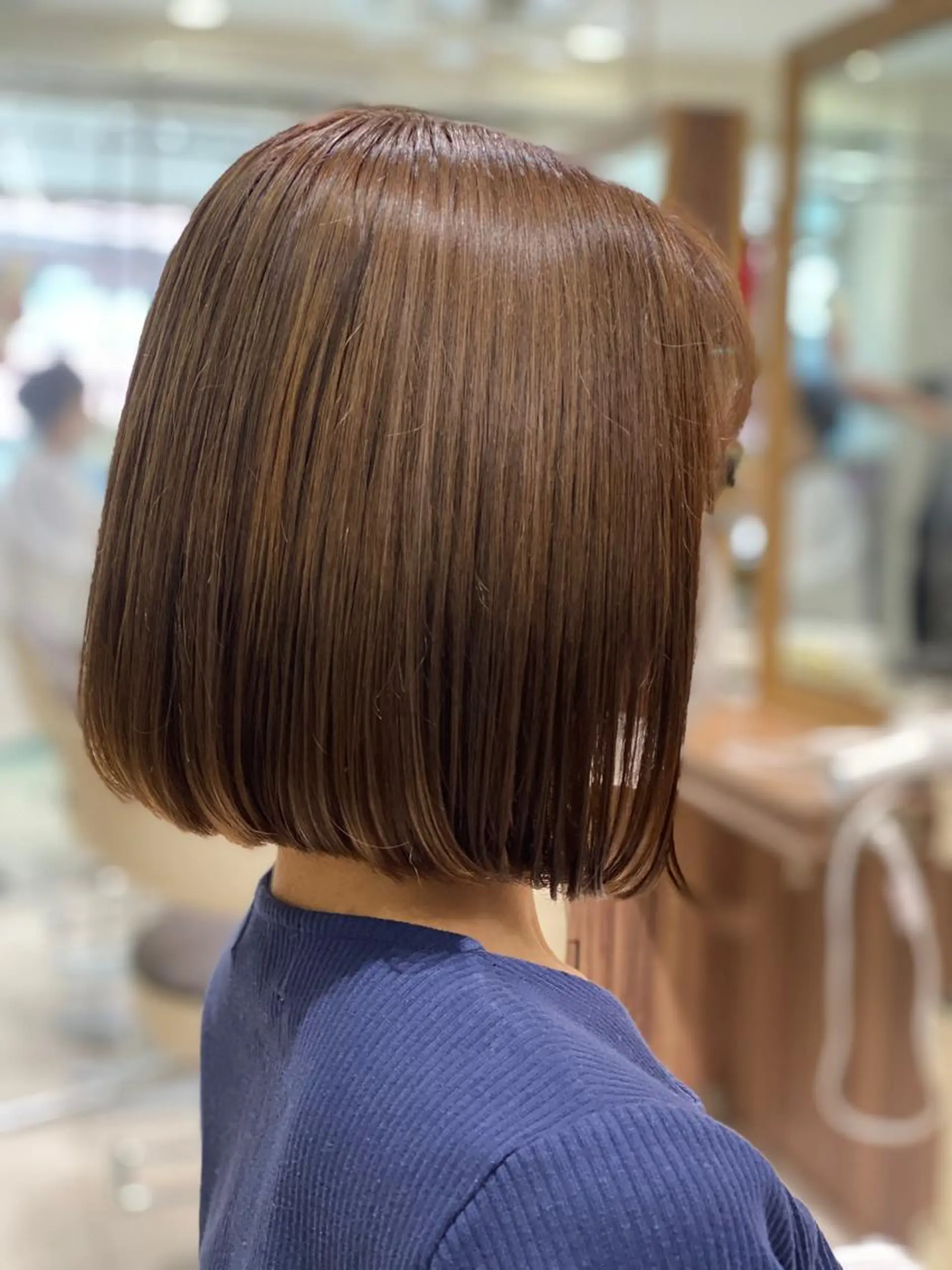 ショート カラー グレージュ ボブ 💎大人ハイライト 💎上杉一也💎のヘアスタイル