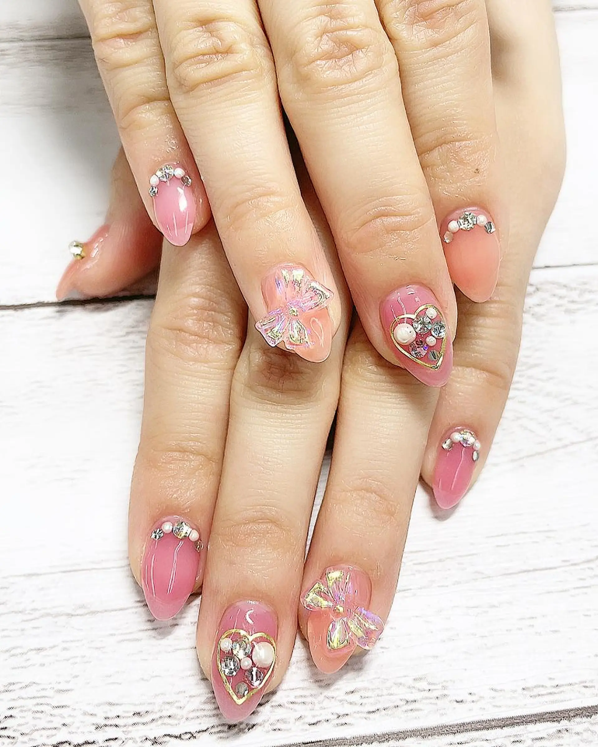 ミディアム ハンドネイル リラネイル Aikenのネイルデザイン