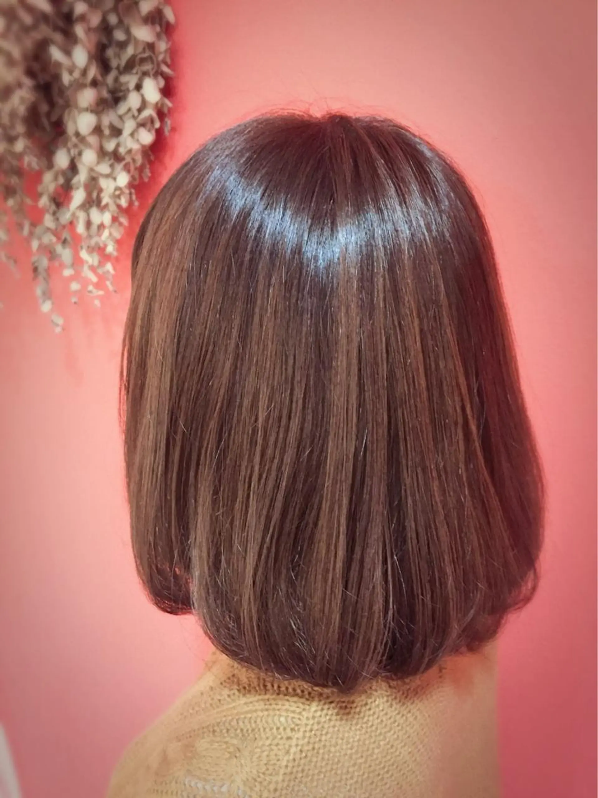 ミディアム カラー 房野 亜佑美のヘアスタイル