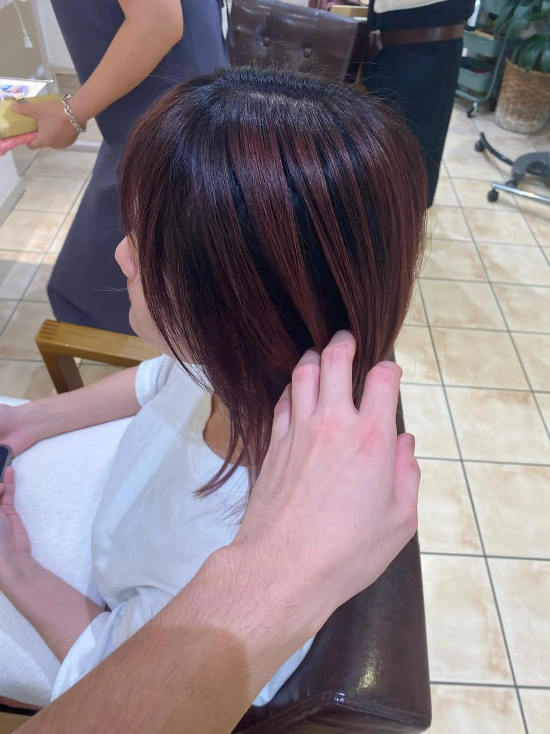 ミディアム カラー バレイヤージュ レイヤーカット カット ヘアカラー トリートメント さこだ　しょうた 【副店長】のヘアスタイル