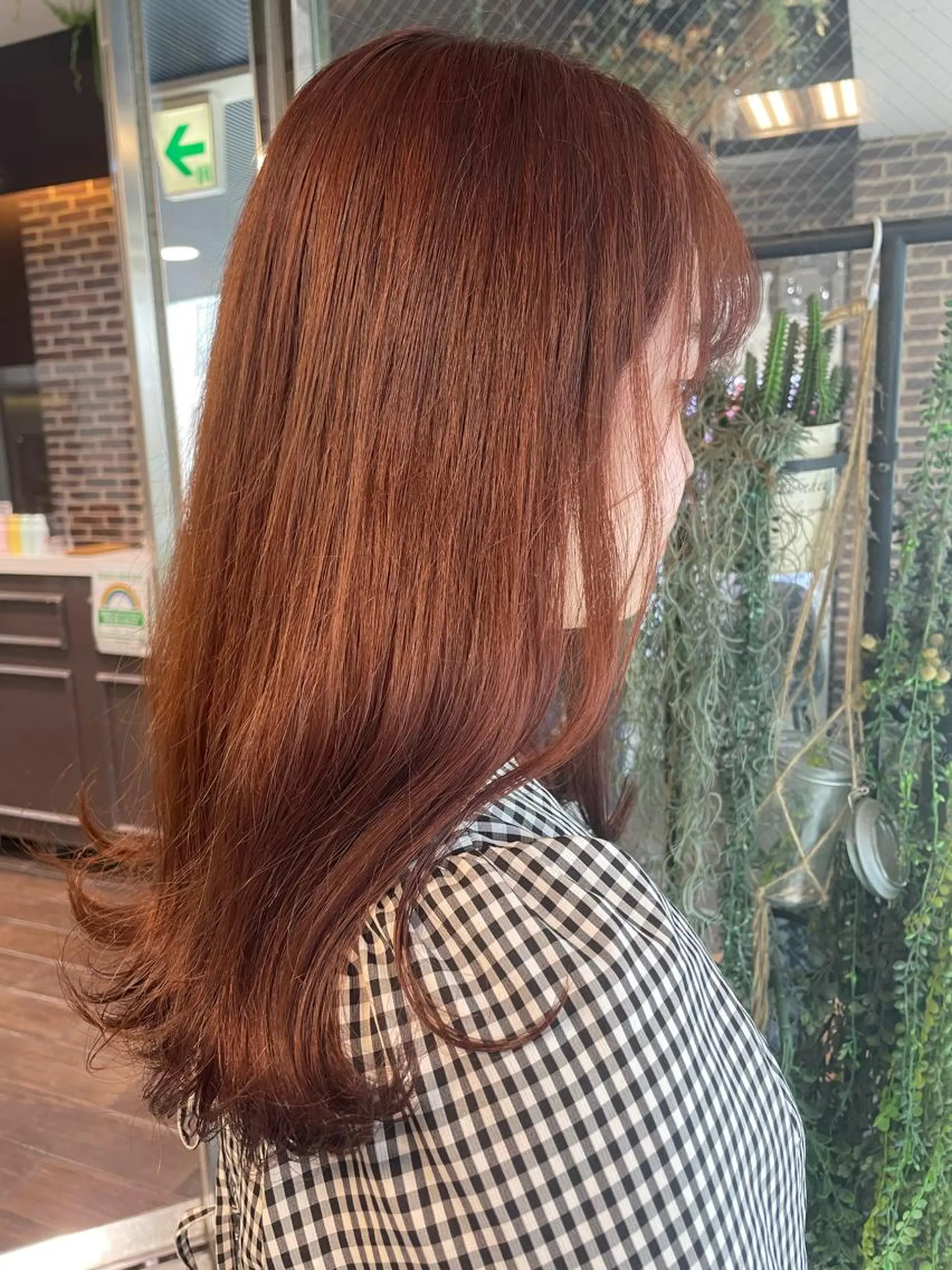 セミロング カラー ブリーチ ケアブリーチ ダブルカラー イヤリングカラー イルミナカラー ヘアカラー トリートメント 韓国ヘア🦋 MIYUのヘアスタイル