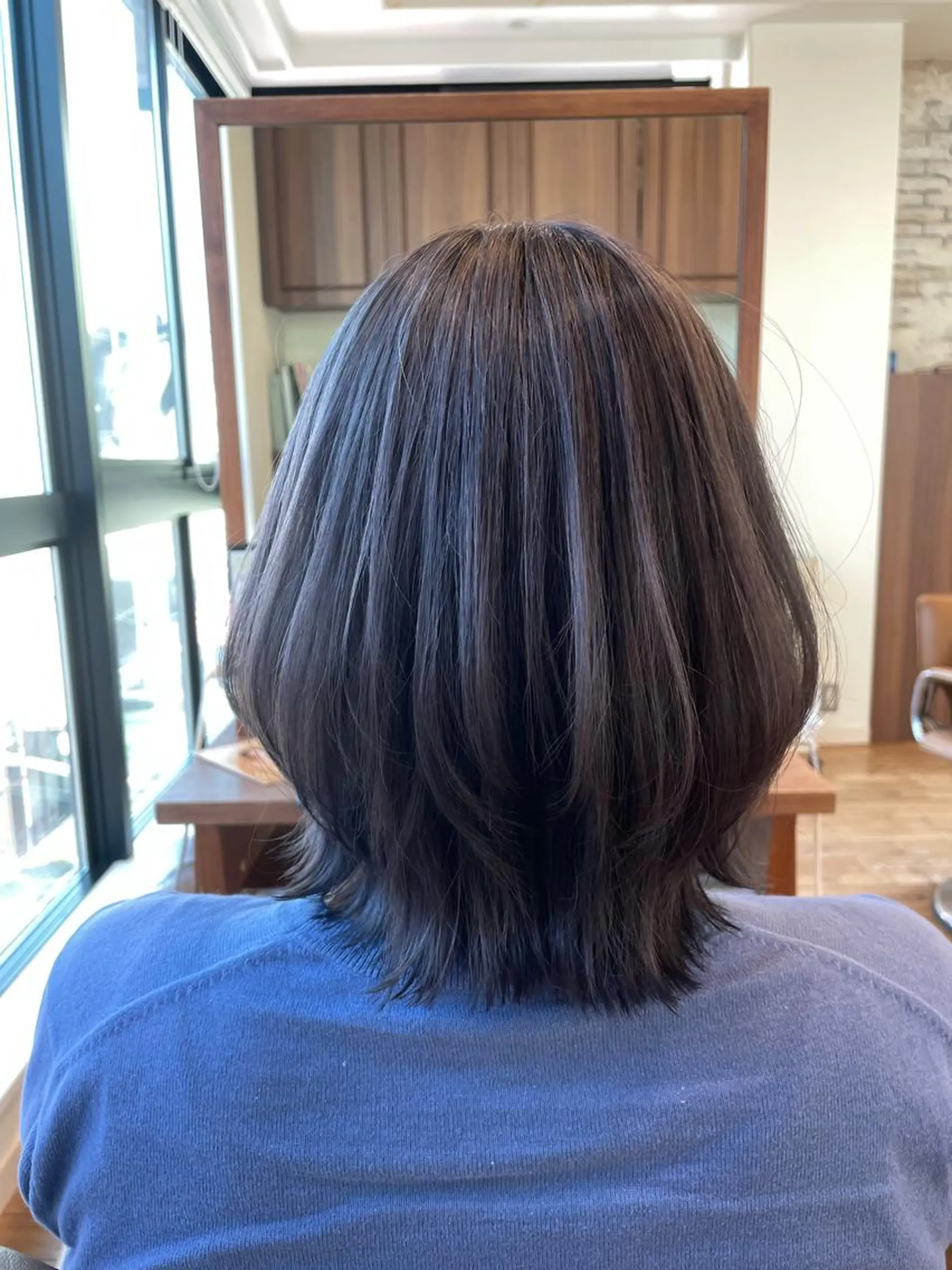 ミディアム 山本　恵 (やまもと  けい)のヘアスタイル