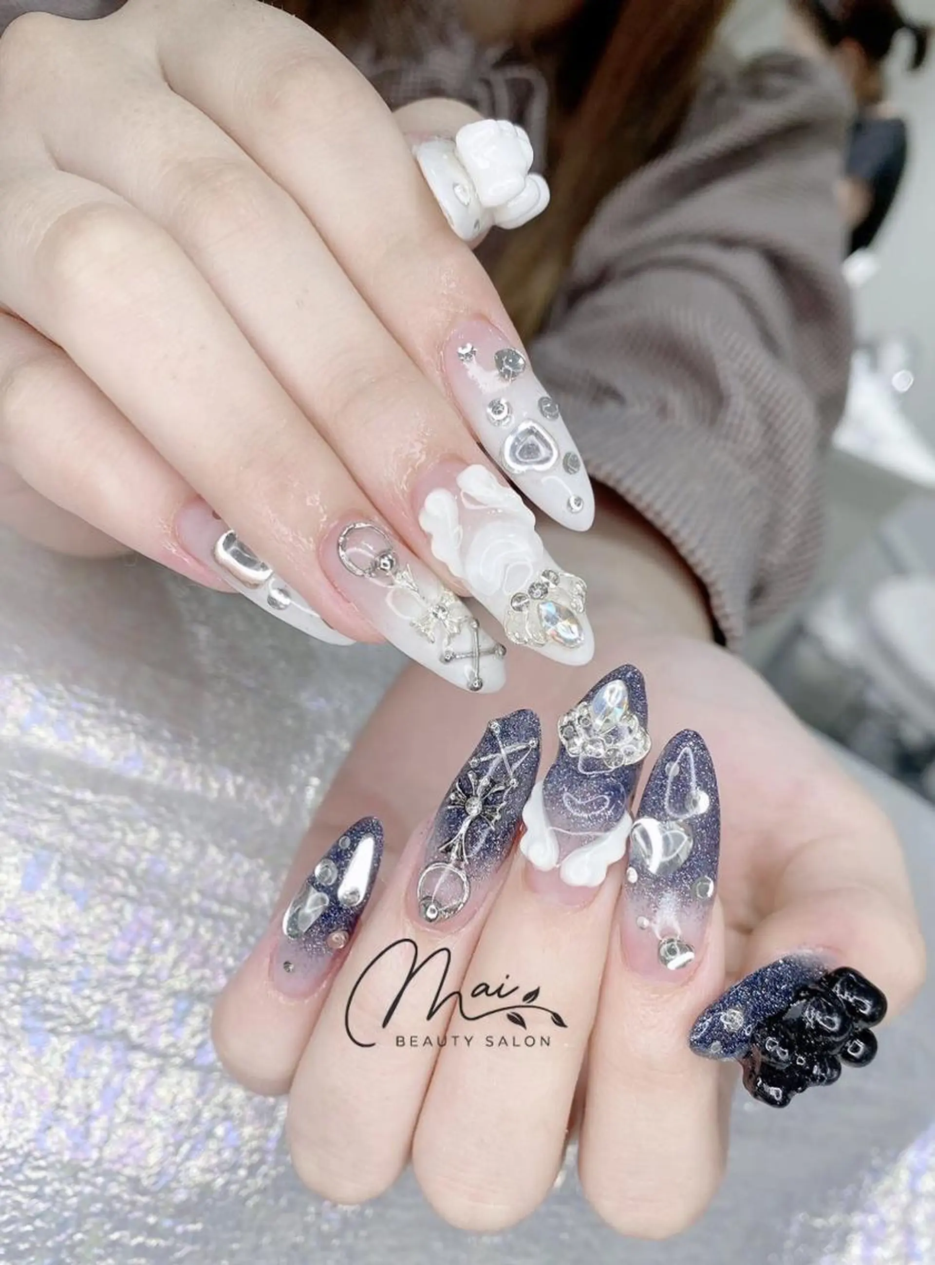 ネイル オーロラネイル 長さ出し フラッシュネイル フレンチネイル ジェルネイル MaiBeauty Niのネイルデザイン