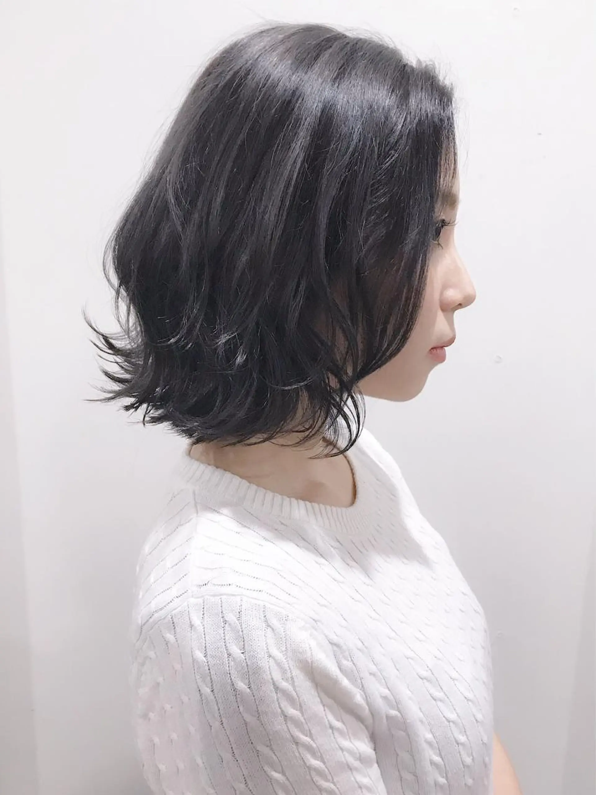 ミディアム カラー グレージュ ハイトーンカラー ハイトーングレージュ エクステ（レミー毛） NINEのヘアスタイル