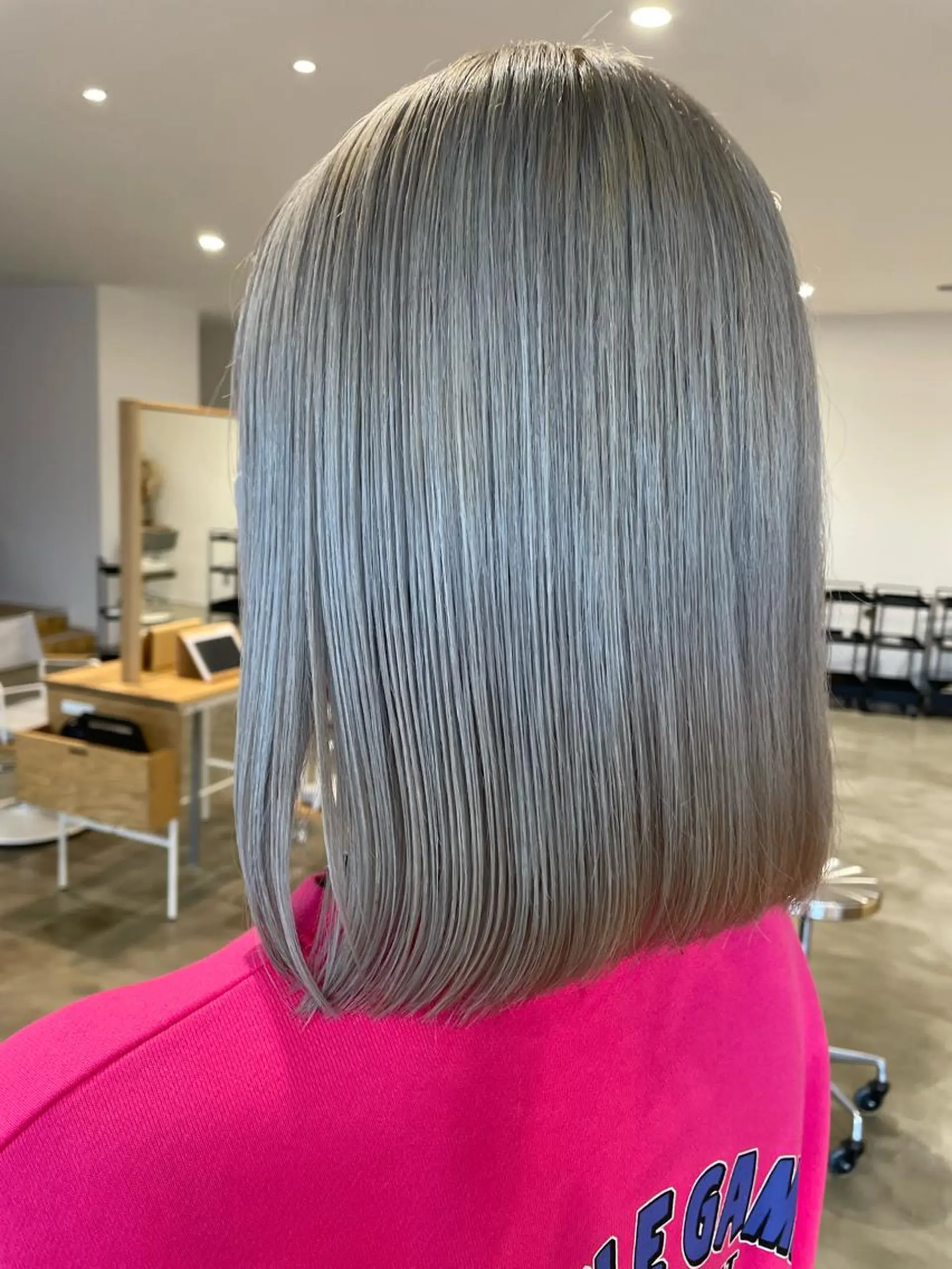 ミディアム 鈴木 つかさのヘアスタイル