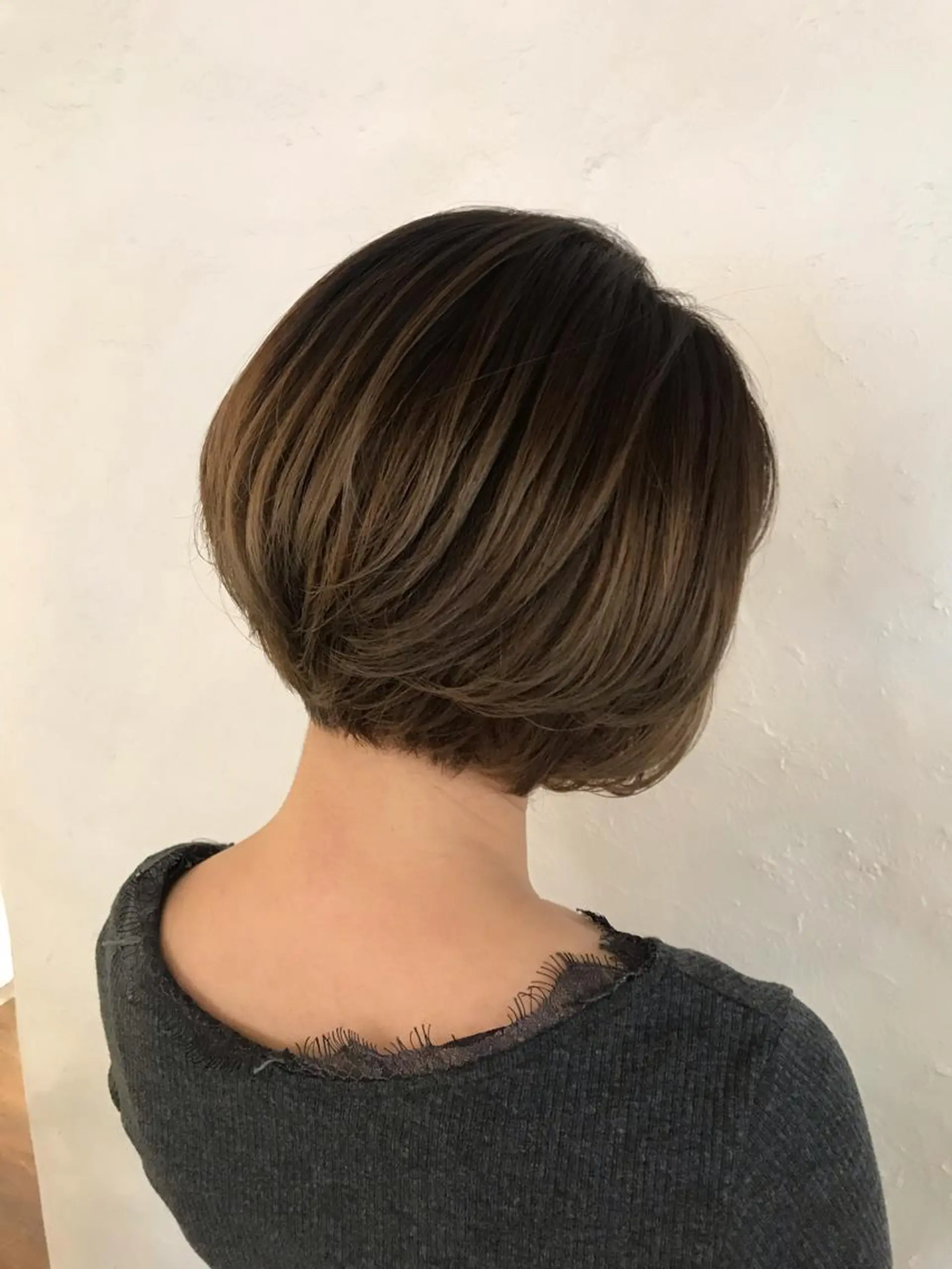 ショート カラー グラデーションカラー グレージュ ミント 伊藤 優希のヘアスタイル